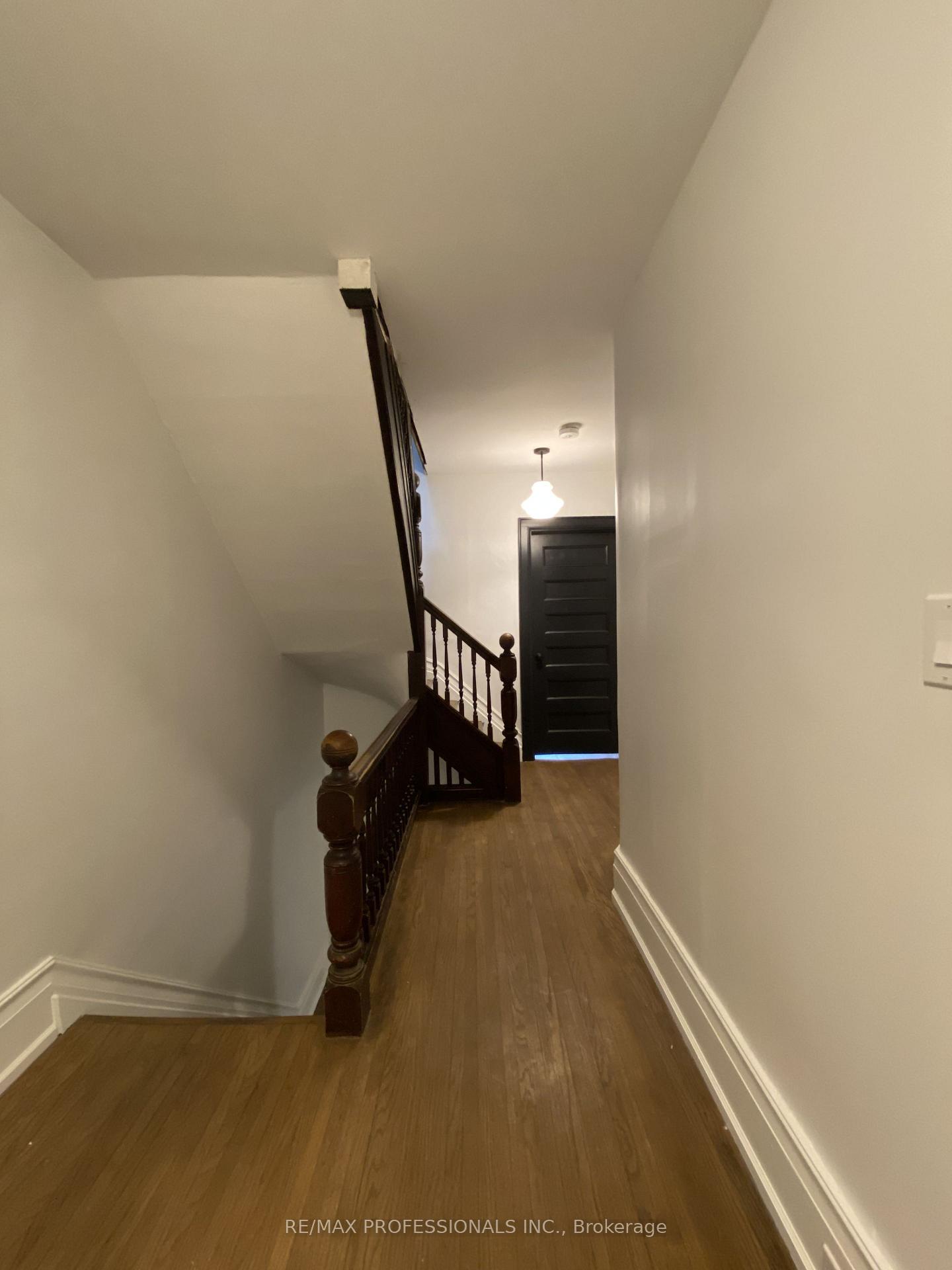 Photo 32 of 124 Close Avenue, Toronto, South Parkdale — HOMEH