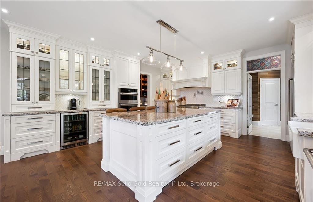 Photo 13 of 2073 Maplewood Road, Wellesley — HOMEH