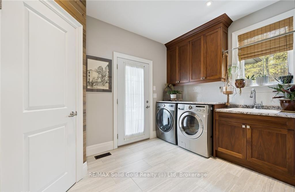 Photo 17 of 2073 Maplewood Road, Wellesley — HOMEH