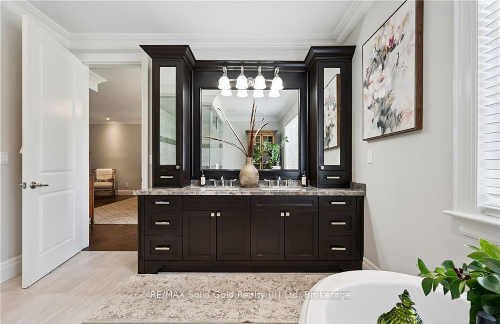 Photo 21 of 2073 Maplewood Road, Wellesley — HOMEH