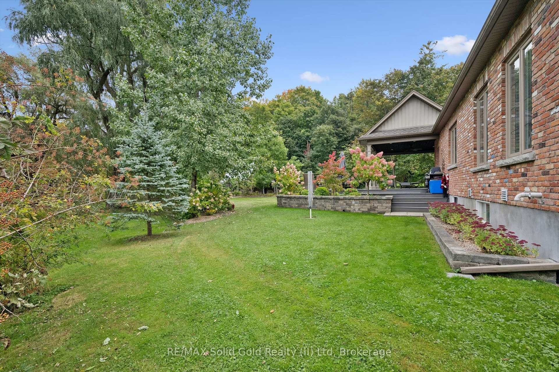 Photo 37 of 2073 Maplewood Road, Wellesley — HOMEH