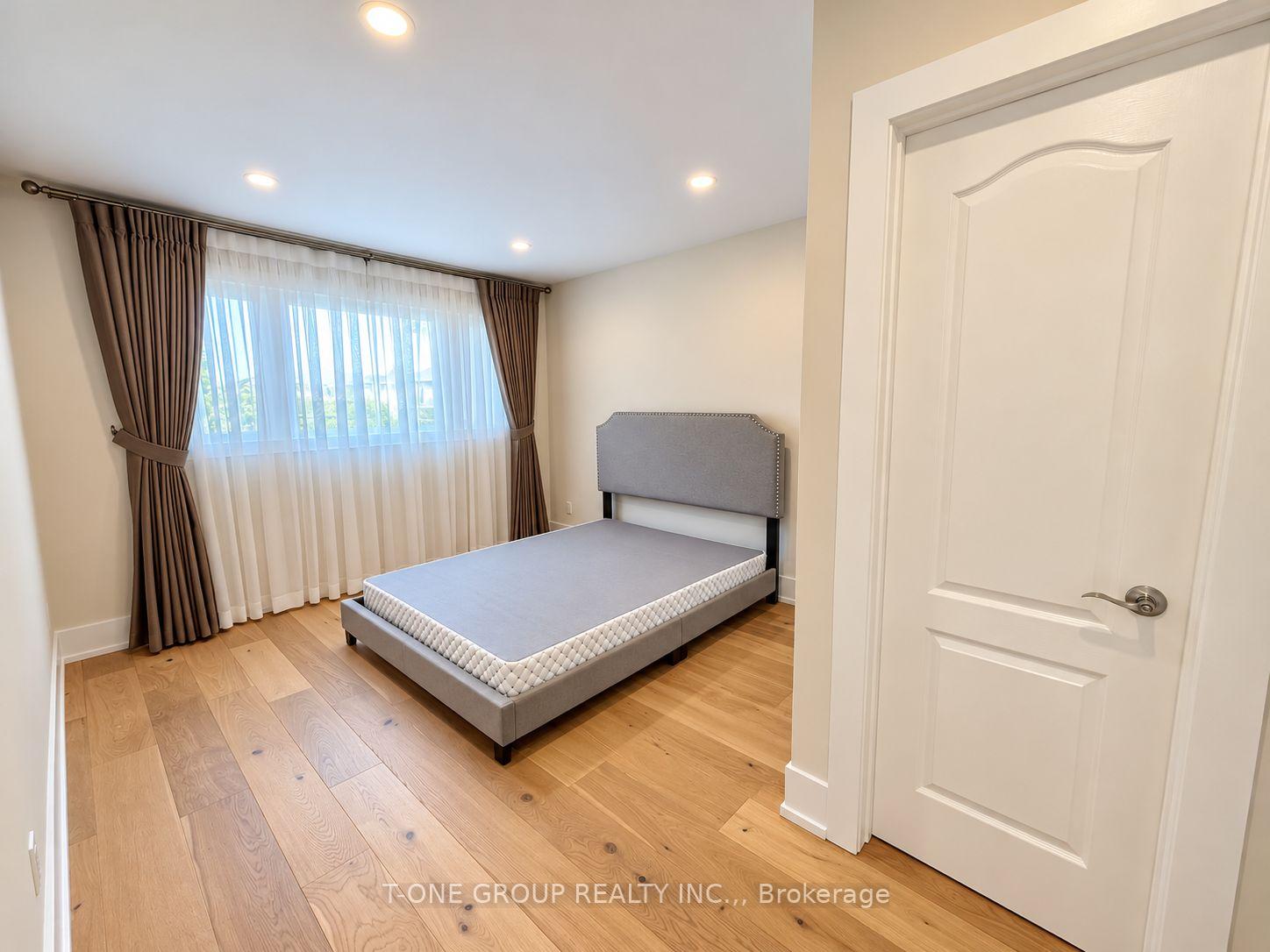 Photo 13 of 117 Downing Boulevard, Vaughan, Uplands — HOMEH