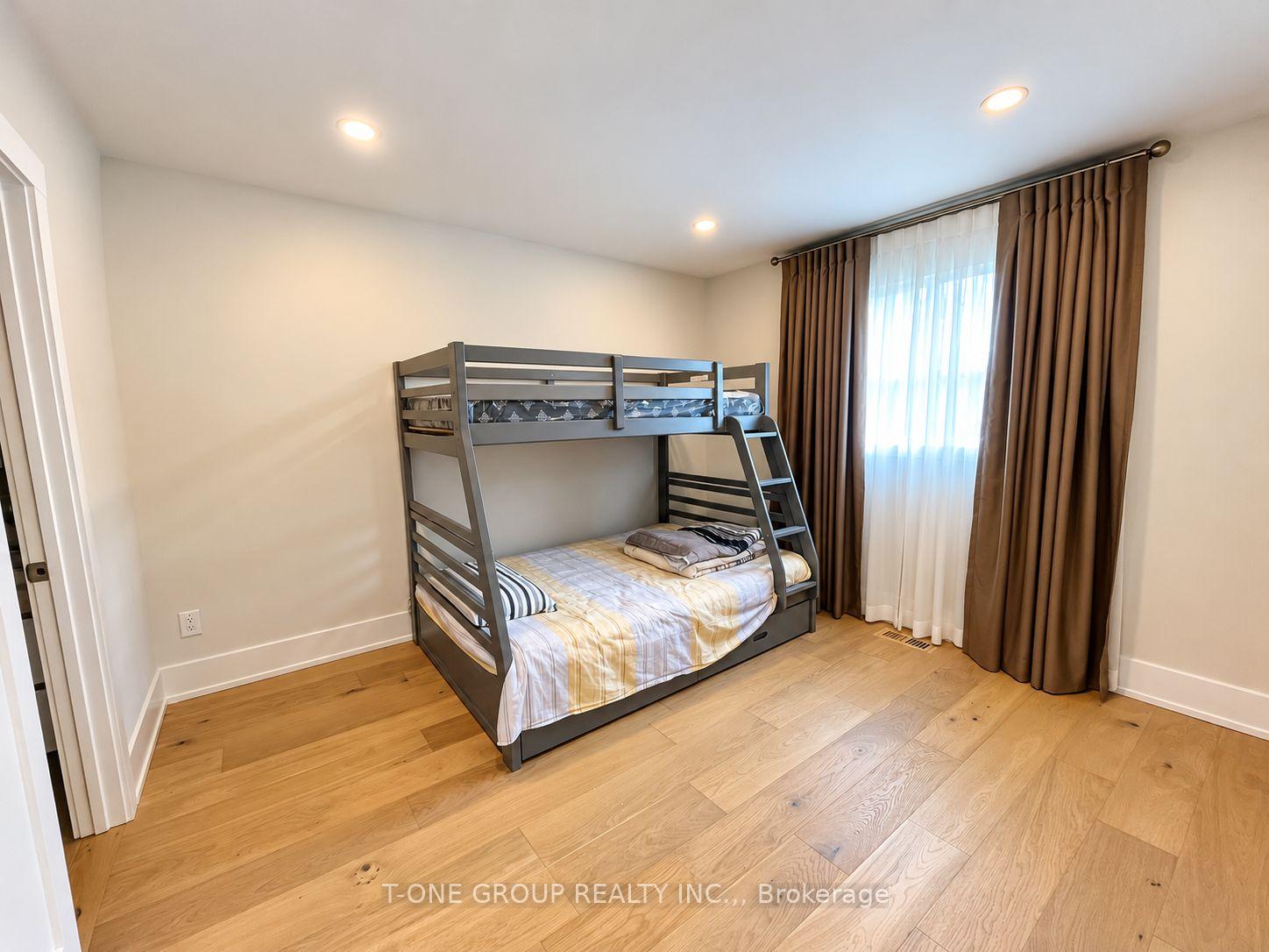 Photo 15 of 117 Downing Boulevard, Vaughan, Uplands — HOMEH