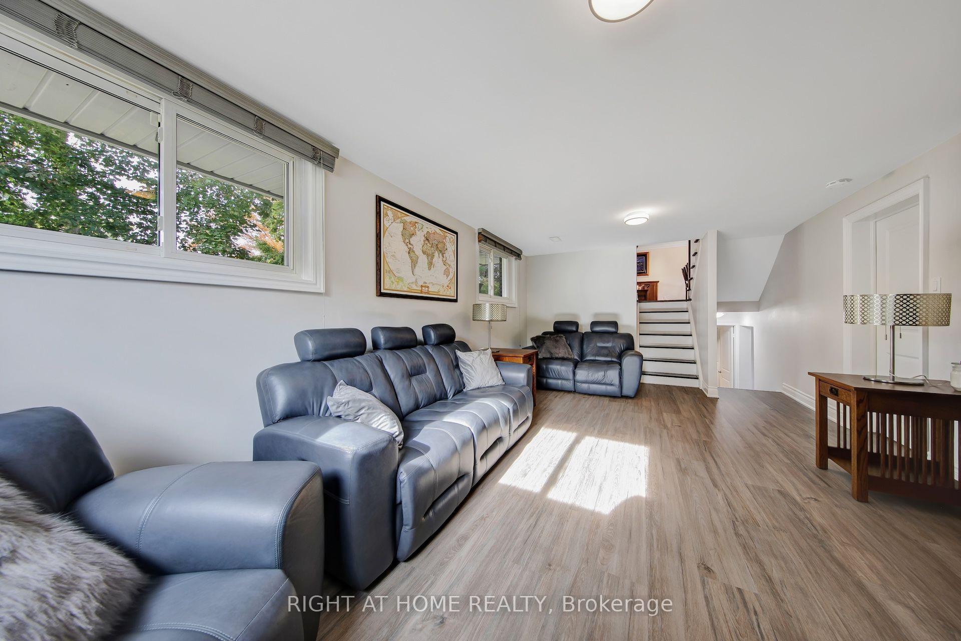 Photo 17 of 139 Third Line, Oakville, Southwest — HOMEH