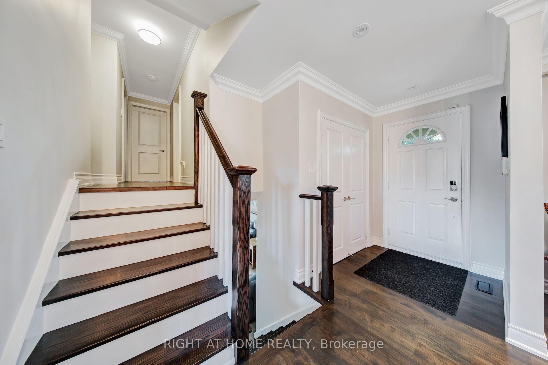 Photo 23 of 139 Third Line, Oakville, Southwest — HOMEH