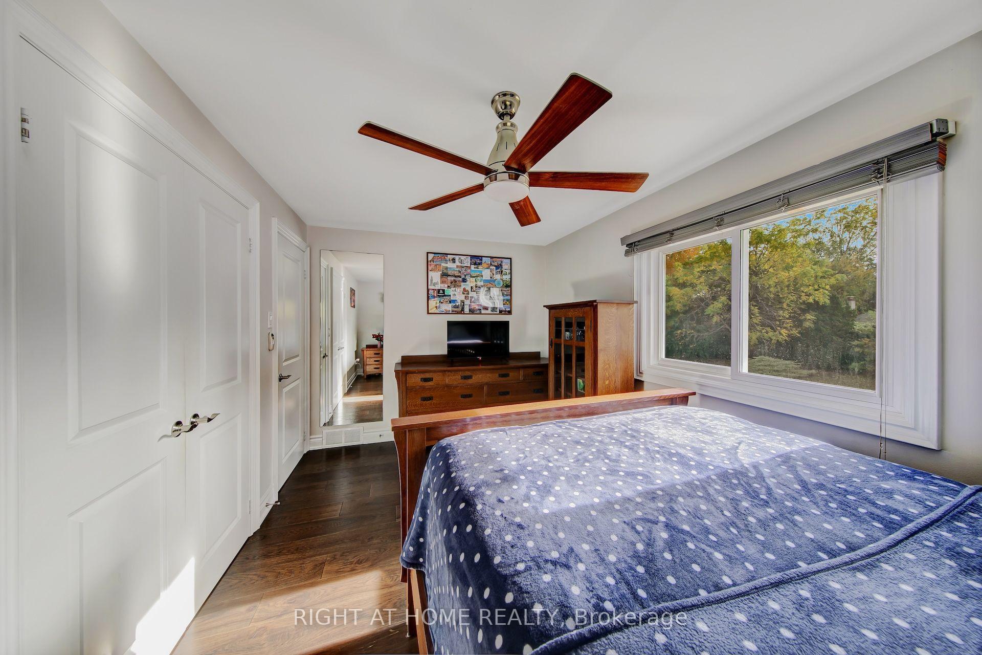 Photo 31 of 139 Third Line, Oakville, Southwest — HOMEH