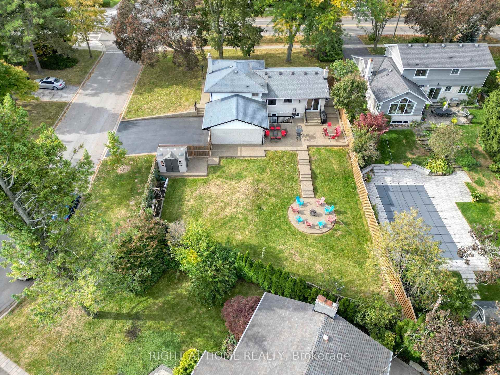 Photo 44 of 139 Third Line, Oakville, Southwest — HOMEH