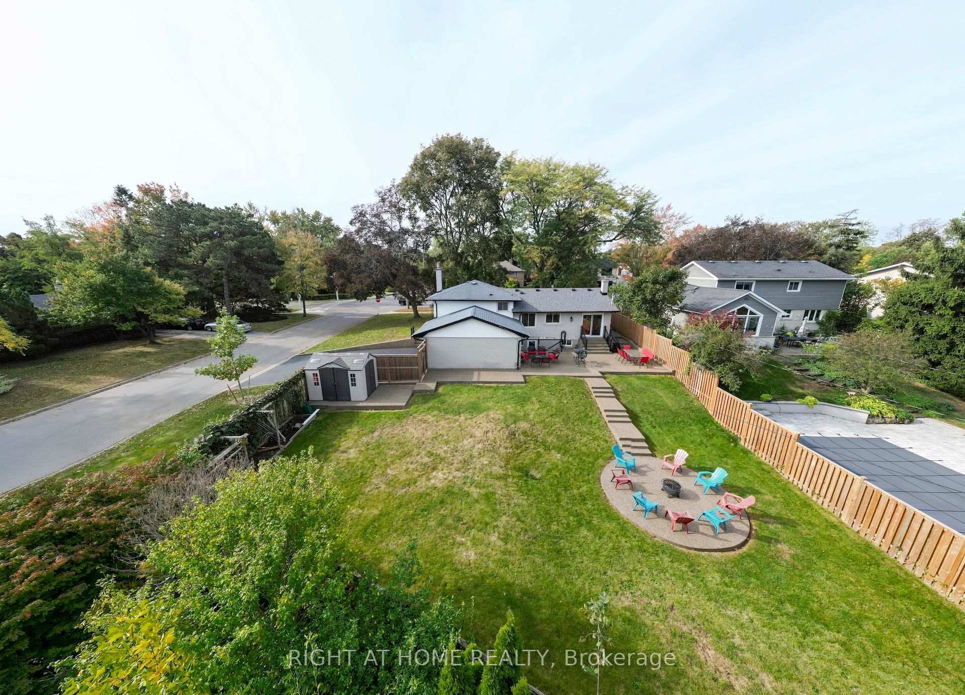 Photo 46 of 139 Third Line, Oakville, Southwest — HOMEH