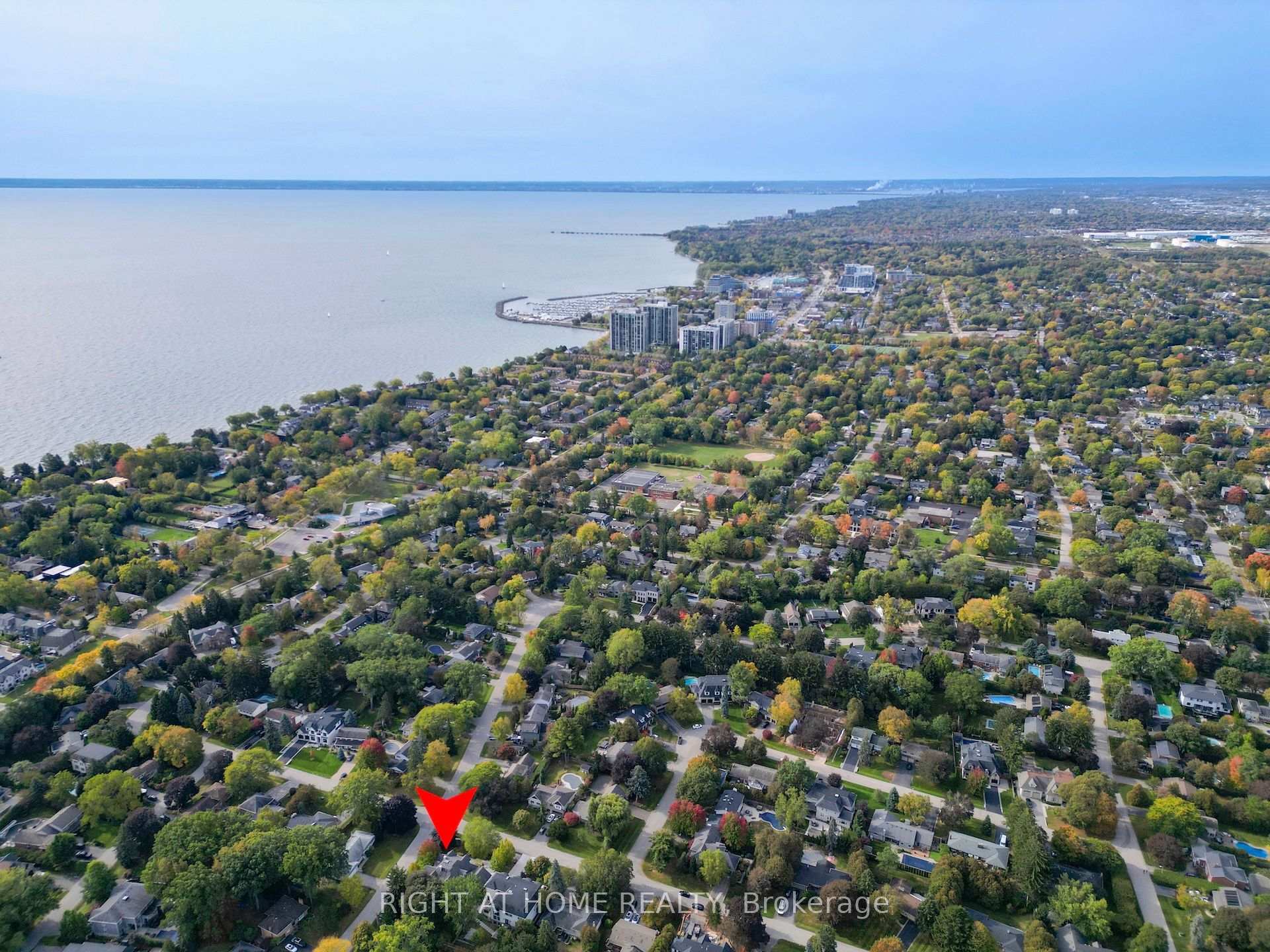 Photo 47 of 139 Third Line, Oakville, Southwest — HOMEH