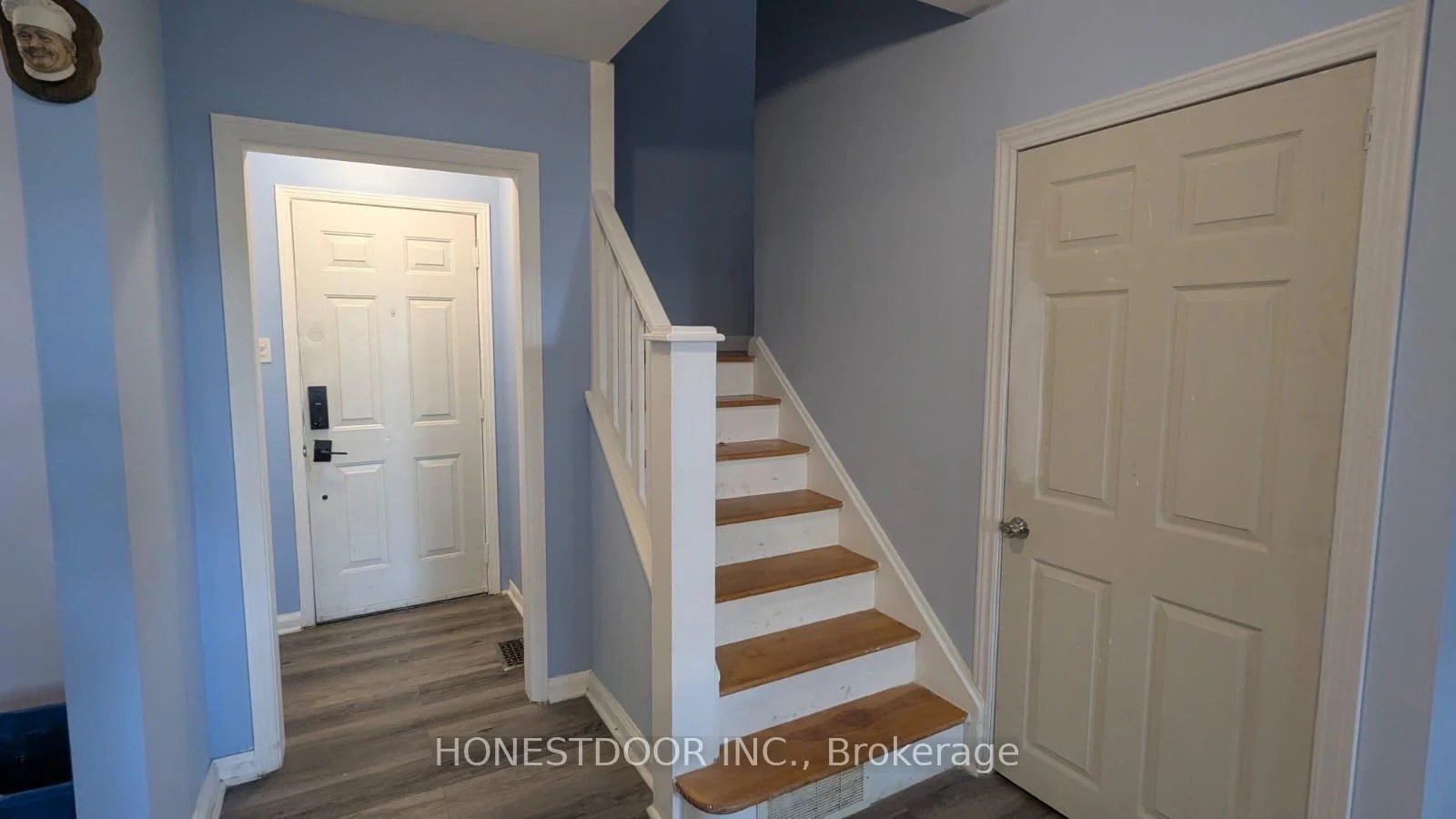 Photo 6 of 928 Randolph Avenue, Windsor, Windsor University District — HOMEH