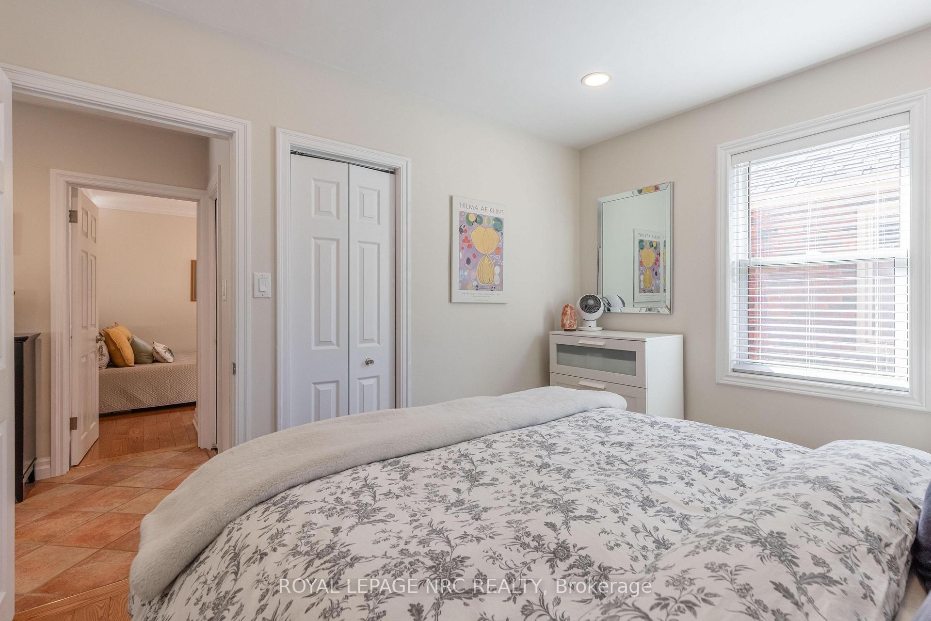 Photo 16 of 6496 Caswell Street, Niagara Falls, Stamford — HOMEH