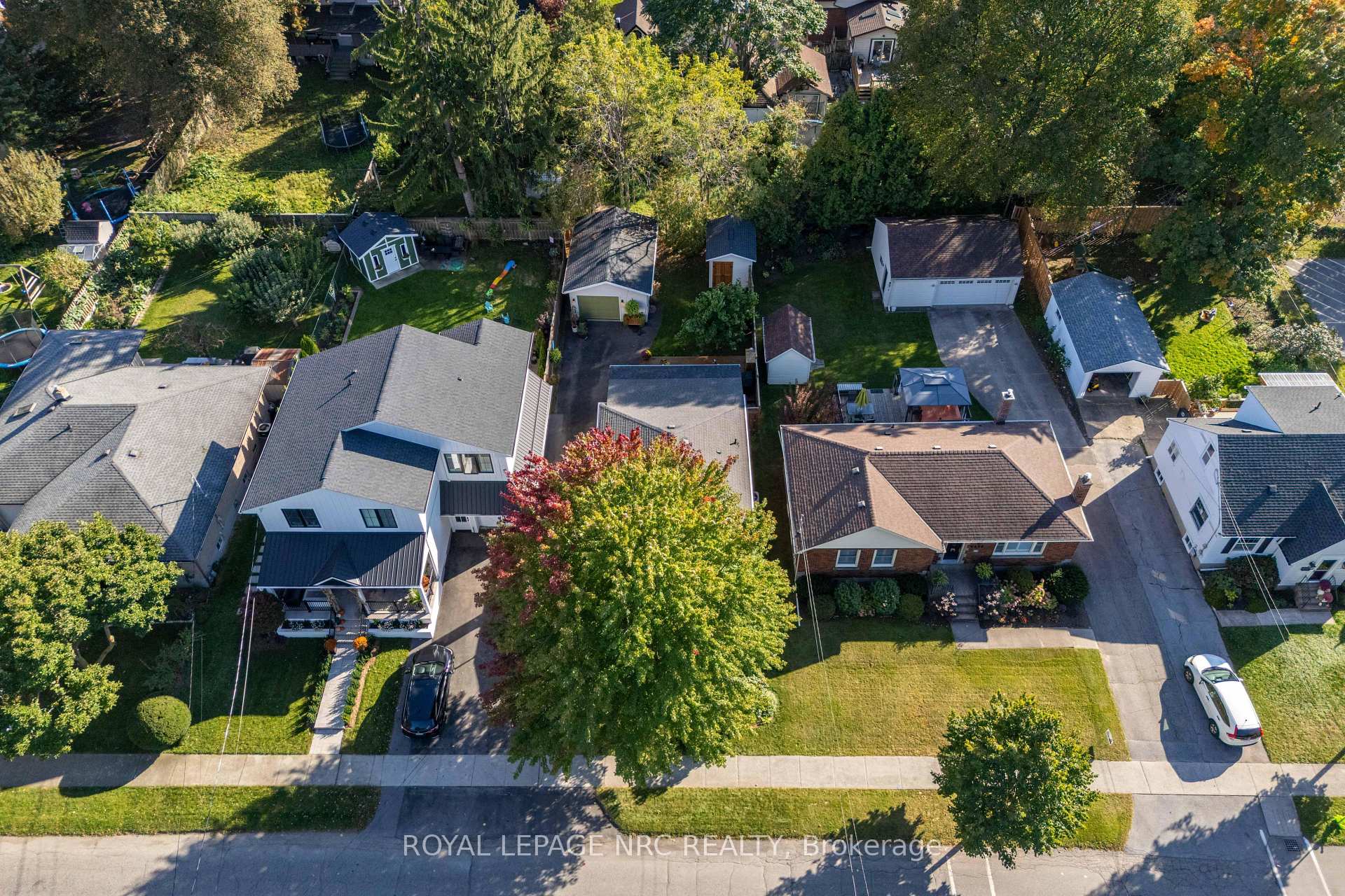 Photo 29 of 6496 Caswell Street, Niagara Falls, Stamford — HOMEH