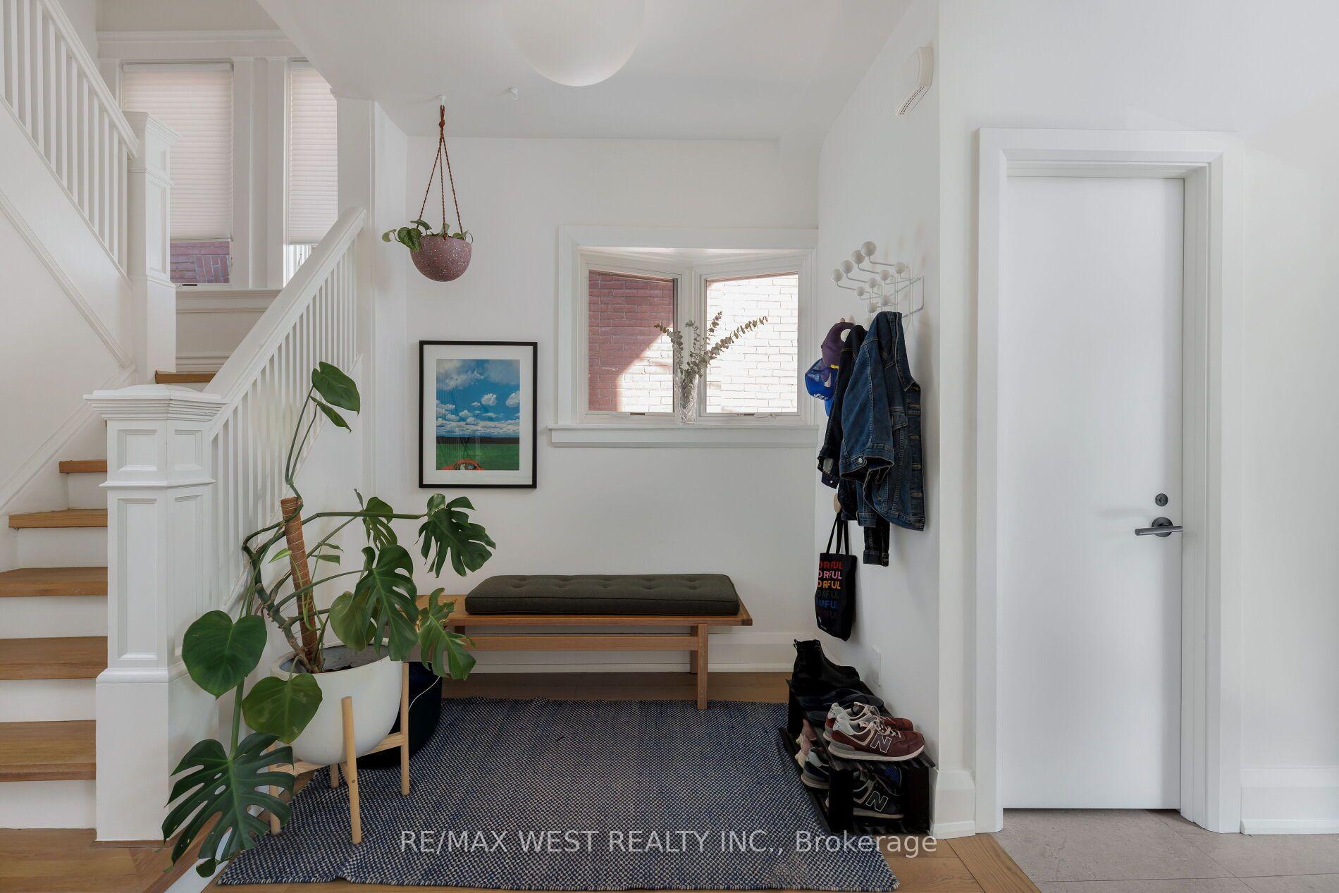 Photo 13 of 226 Wright Avenue, Toronto, High Park-Swansea — HOMEH