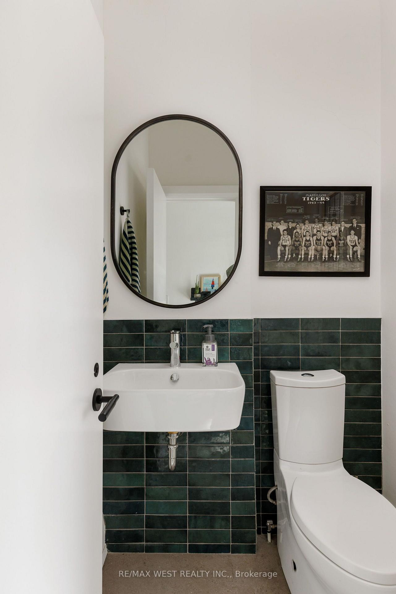 Photo 40 of 226 Wright Avenue, Toronto, High Park-Swansea — HOMEH