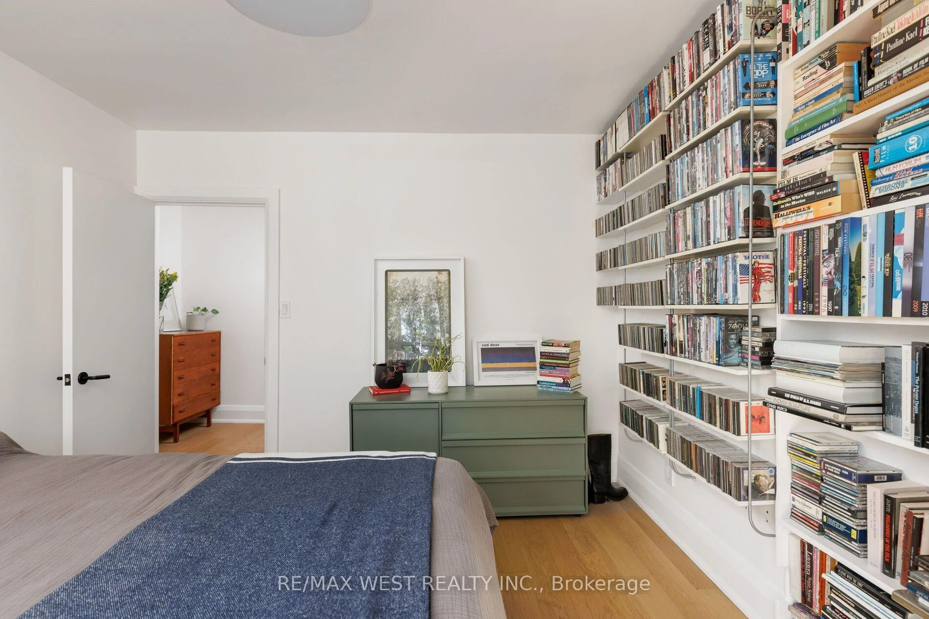 Photo 49 of 226 Wright Avenue, Toronto, High Park-Swansea — HOMEH