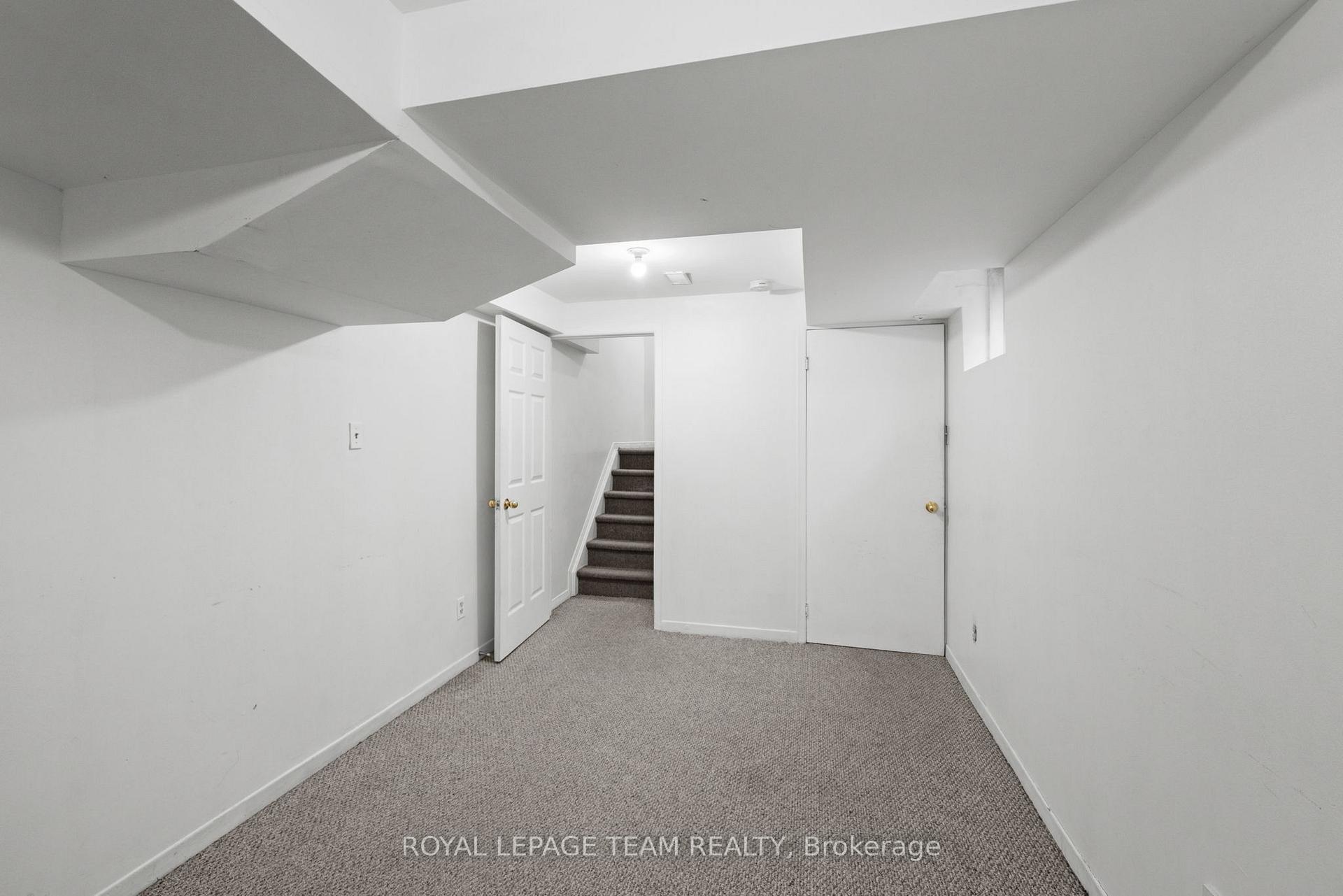 Photo 12 of 1991 Banff Avenue, Ottawa, Ellwood — HOMEH