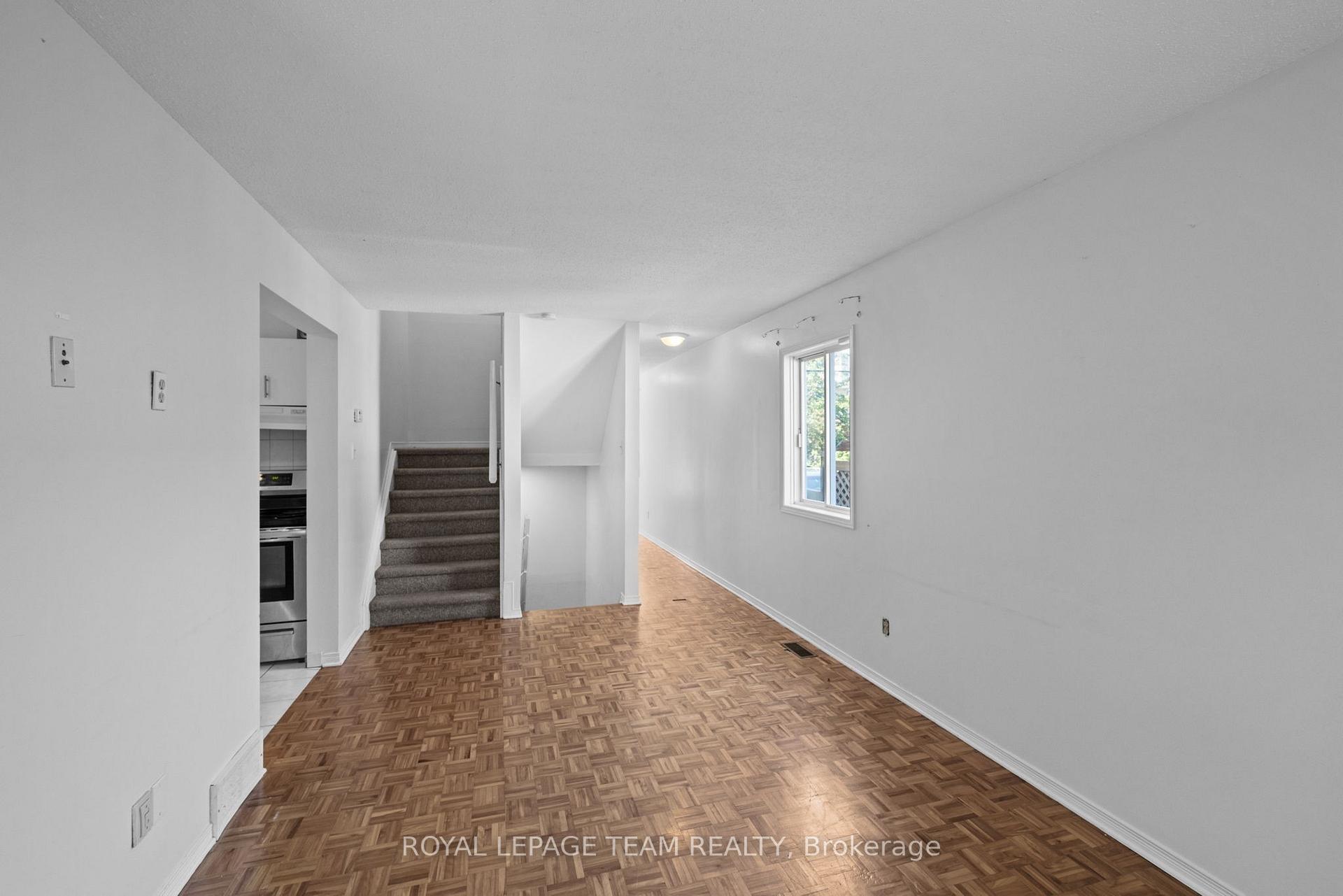 Photo 15 of 1991 Banff Avenue, Ottawa, Ellwood — HOMEH