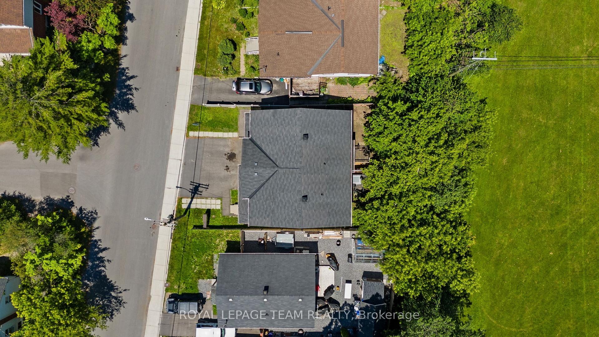 Photo 33 of 1991 Banff Avenue, Ottawa, Ellwood — HOMEH