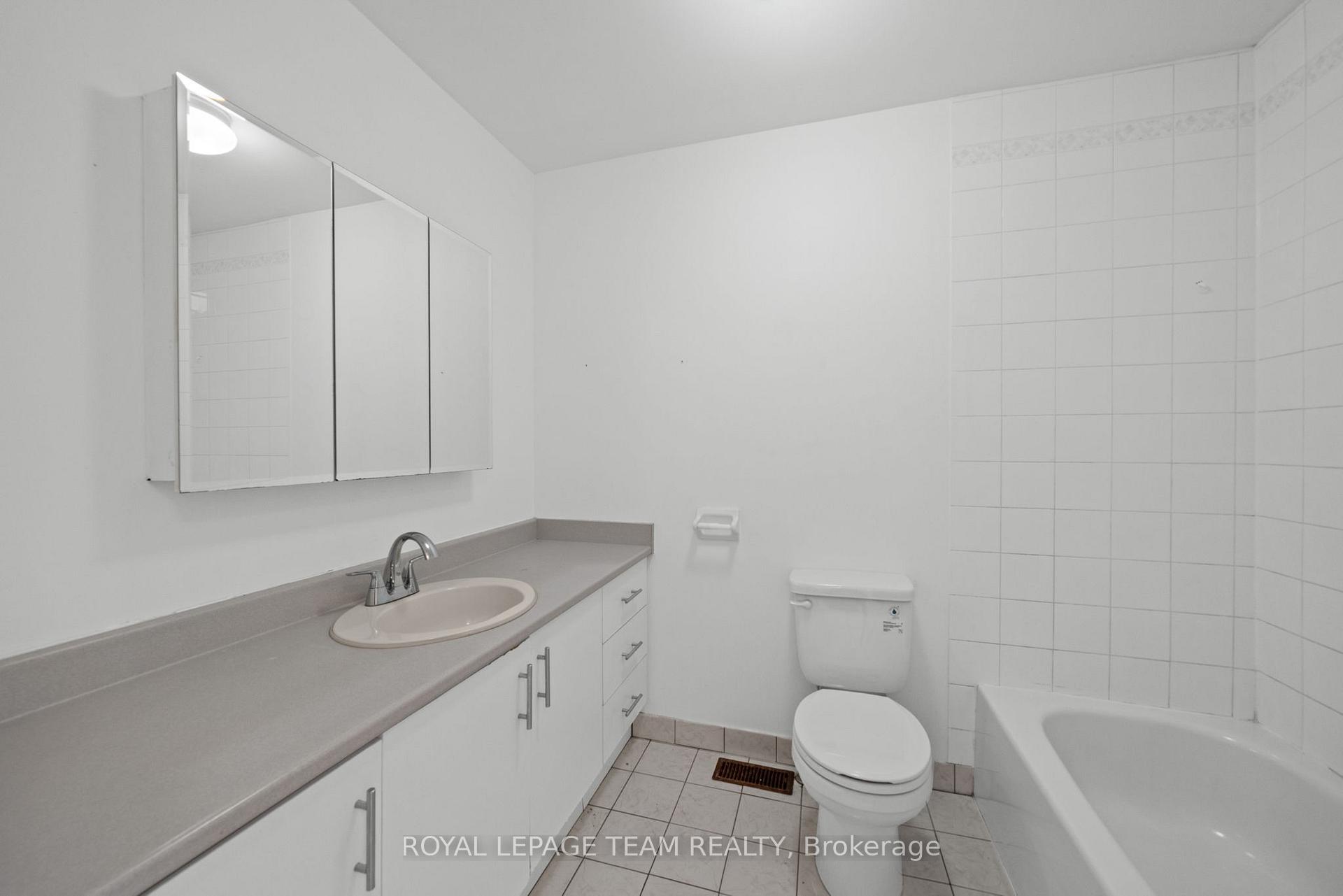 Photo 45 of 1991 Banff Avenue, Ottawa, Ellwood — HOMEH