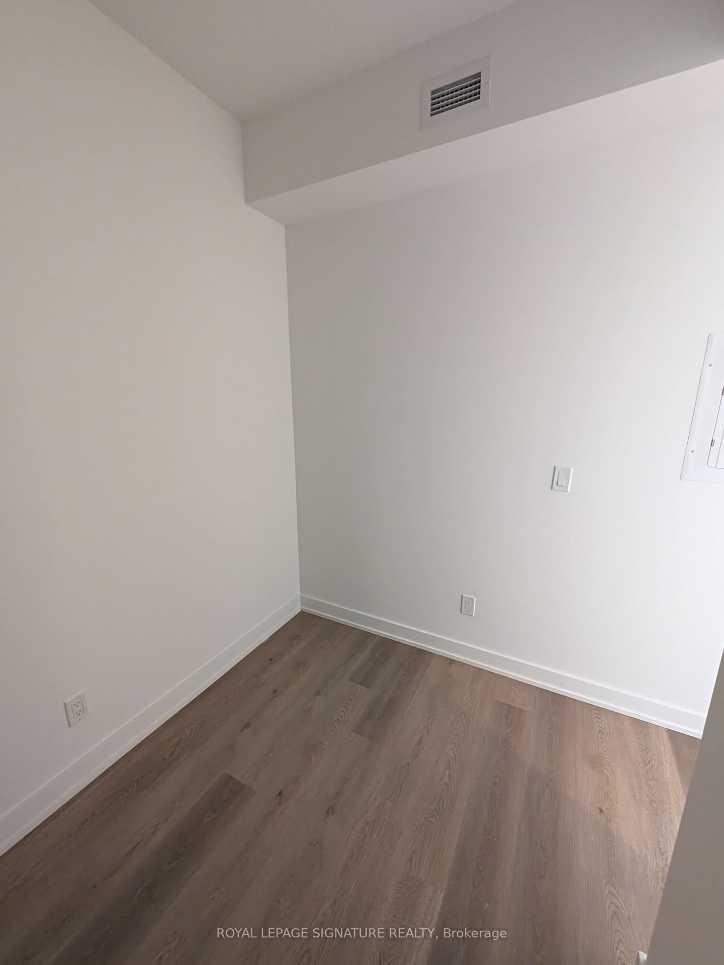 Photo 12 of Unit 1212, 101 John Street N, Hamilton, Corktown — HOMEH