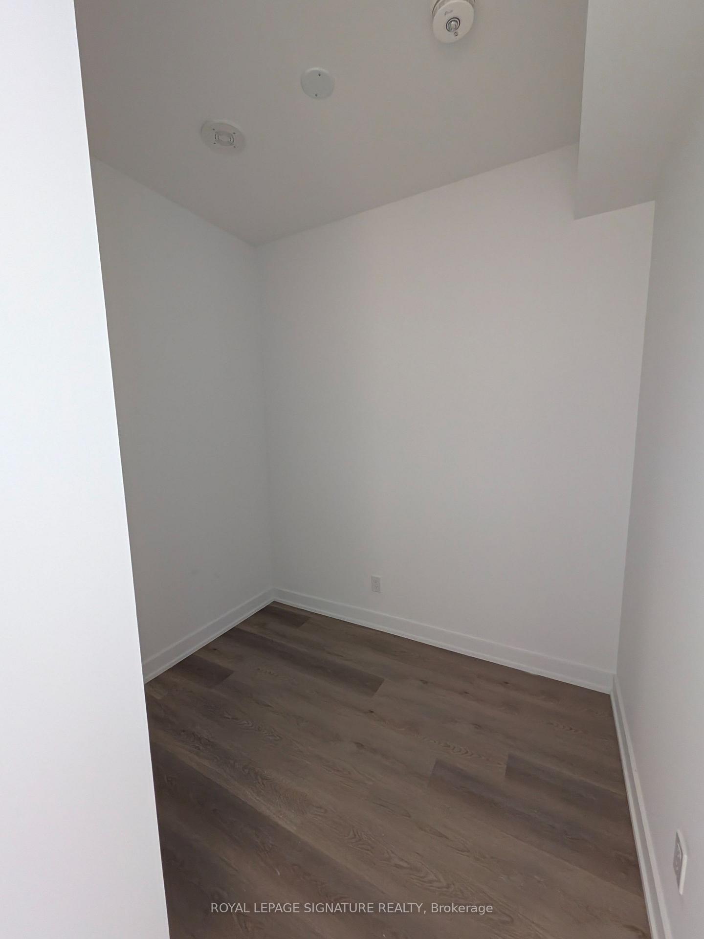 Photo 14 of Unit 1212, 101 John Street N, Hamilton, Corktown — HOMEH