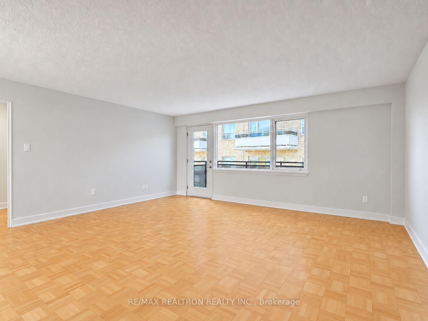 Photo 2 of Unit 608, 95 Lawton Boulevard, Toronto, Yonge-St. Clair — HOMEH