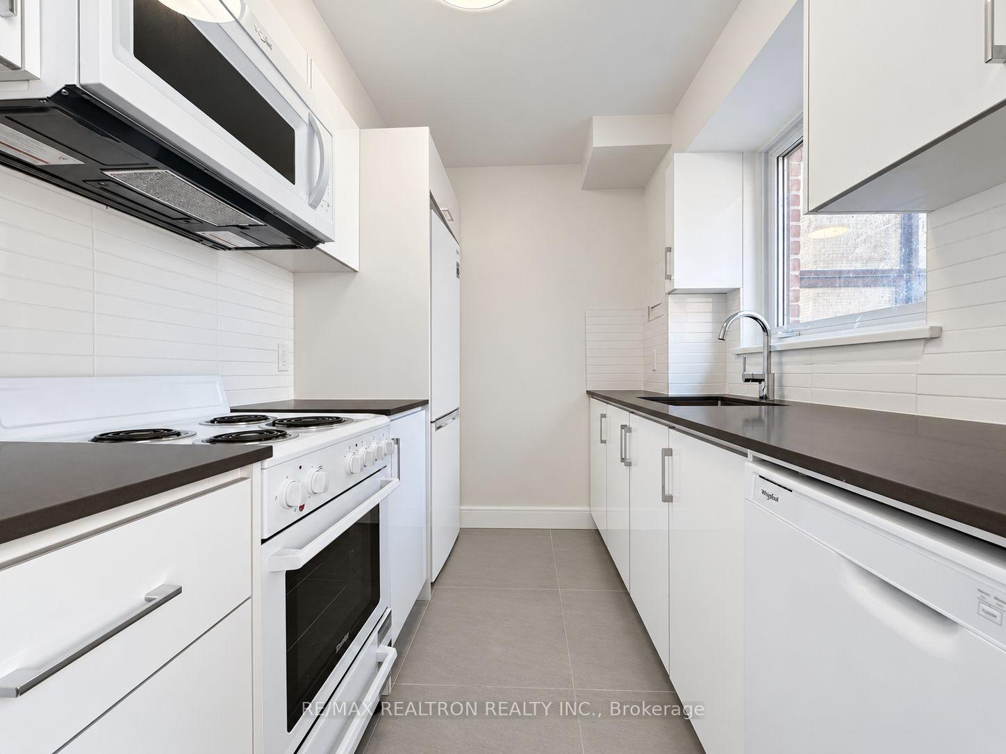 Photo 5 of Unit 608, 95 Lawton Boulevard, Toronto, Yonge-St. Clair — HOMEH