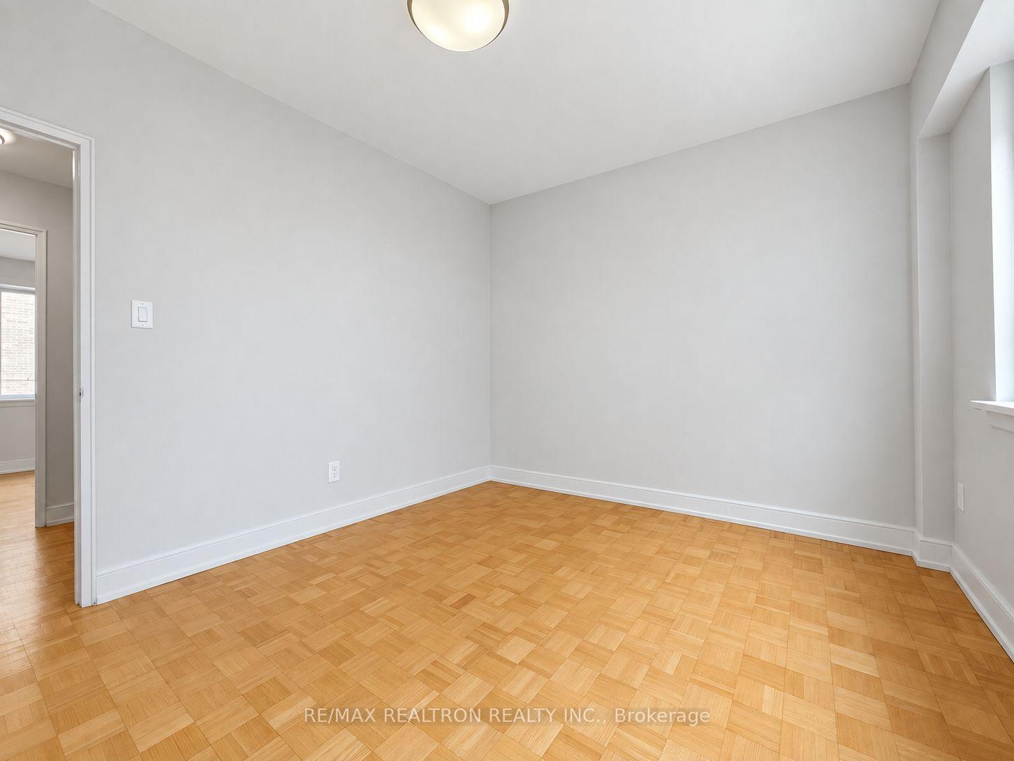 Photo 7 of Unit 608, 95 Lawton Boulevard, Toronto, Yonge-St. Clair — HOMEH