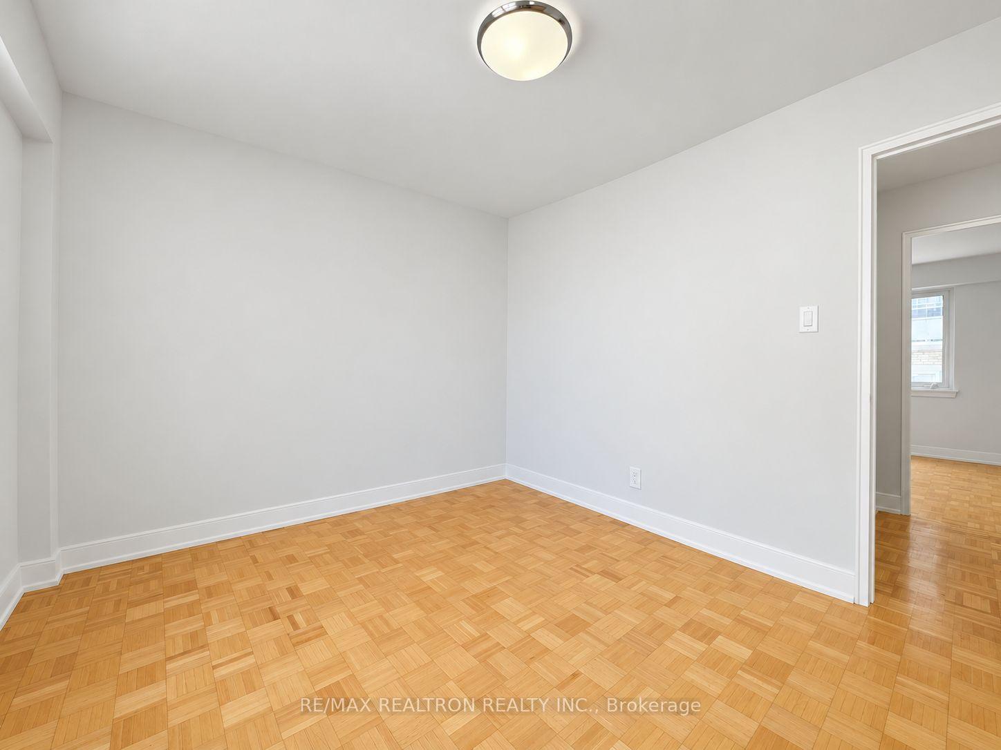 Photo 10 of Unit 608, 95 Lawton Boulevard, Toronto, Yonge-St. Clair — HOMEH