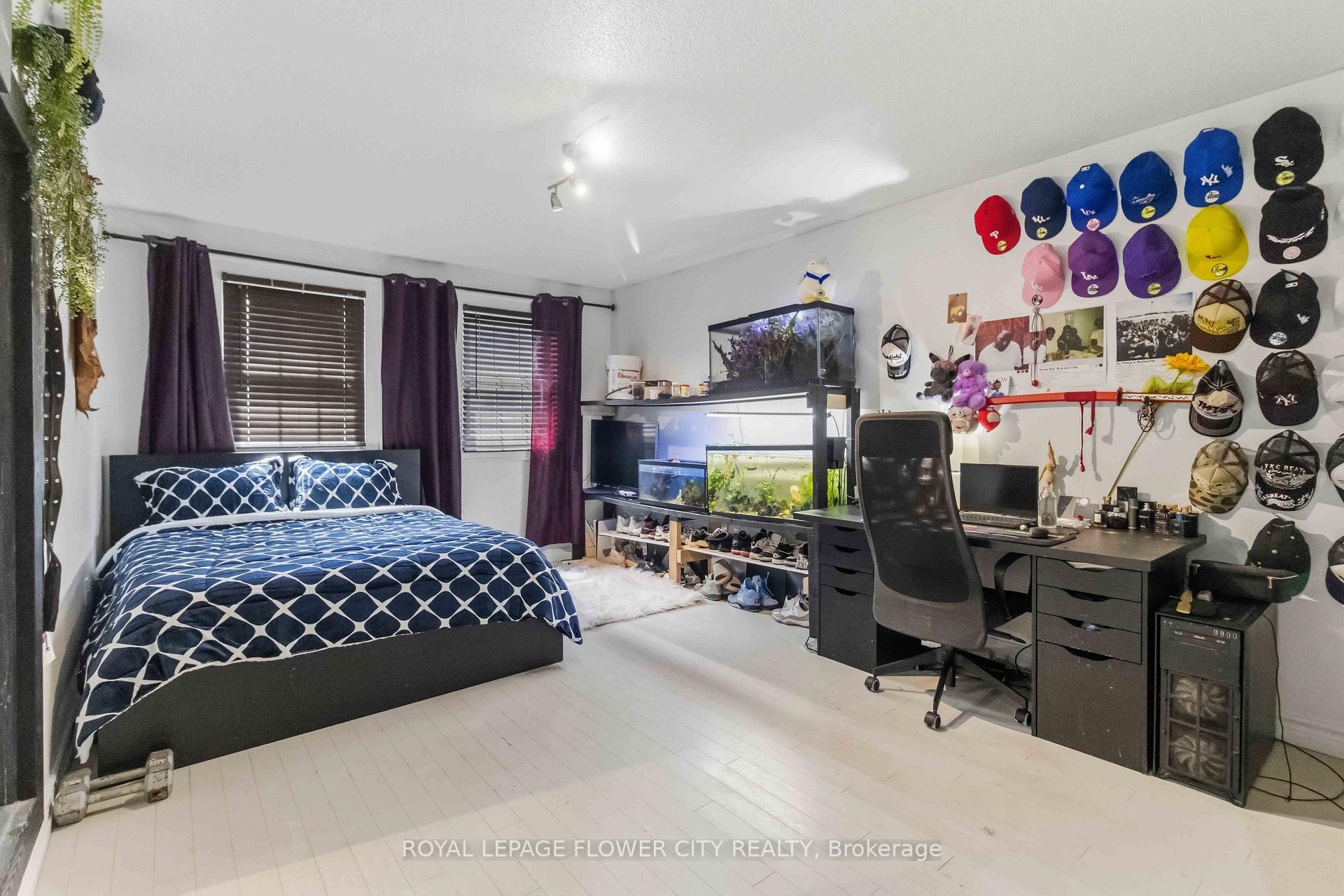 Photo 17 of 18 Pleasant Valley, Brampton, Northgate — HOMEH