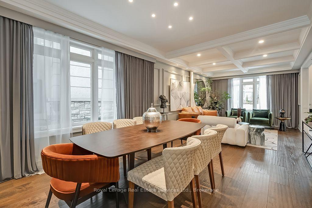 Photo 9 of 124 Paliser Court, Oakville, Southwest — HOMEH