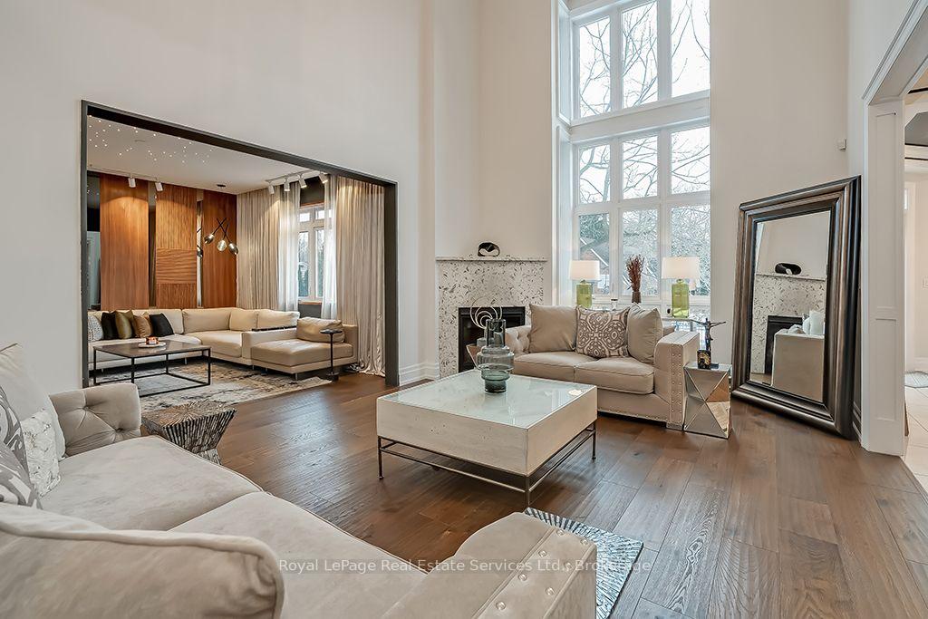 Photo 18 of 124 Paliser Court, Oakville, Southwest — HOMEH