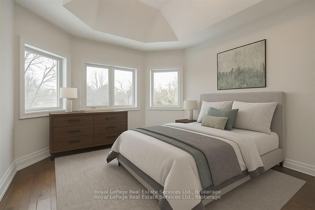Photo 34 of 124 Paliser Court, Oakville, Southwest — HOMEH