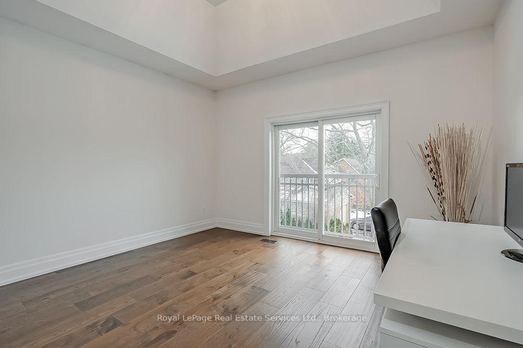 Photo 37 of 124 Paliser Court, Oakville, Southwest — HOMEH