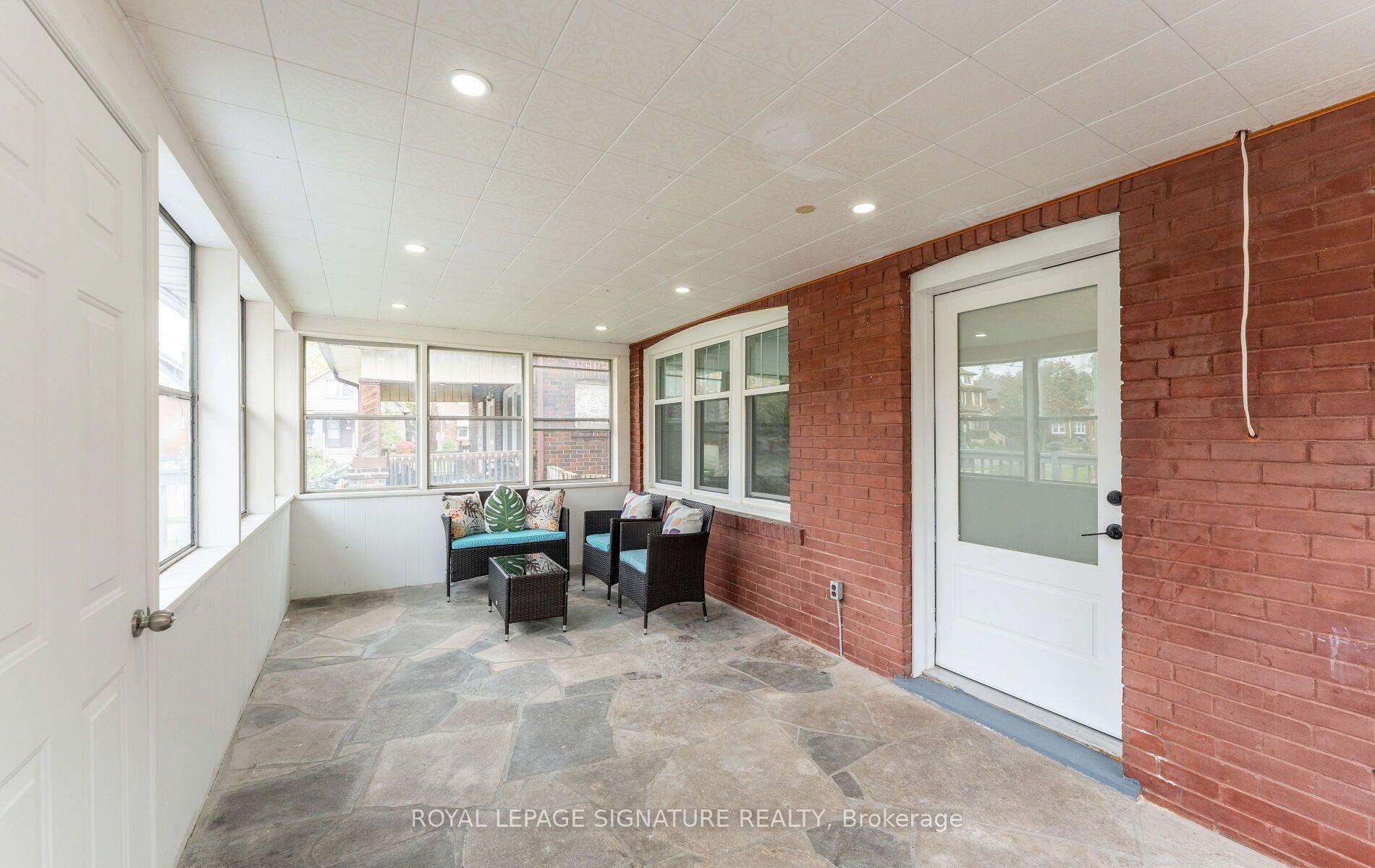 Photo 6 of 317 Gliddon Avenue, Oshawa, Central — HOMEH