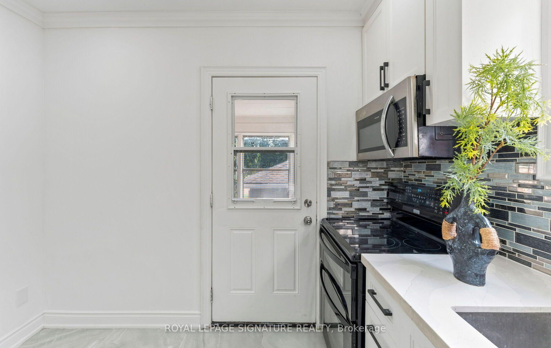 Photo 17 of 317 Gliddon Avenue, Oshawa, Central — HOMEH