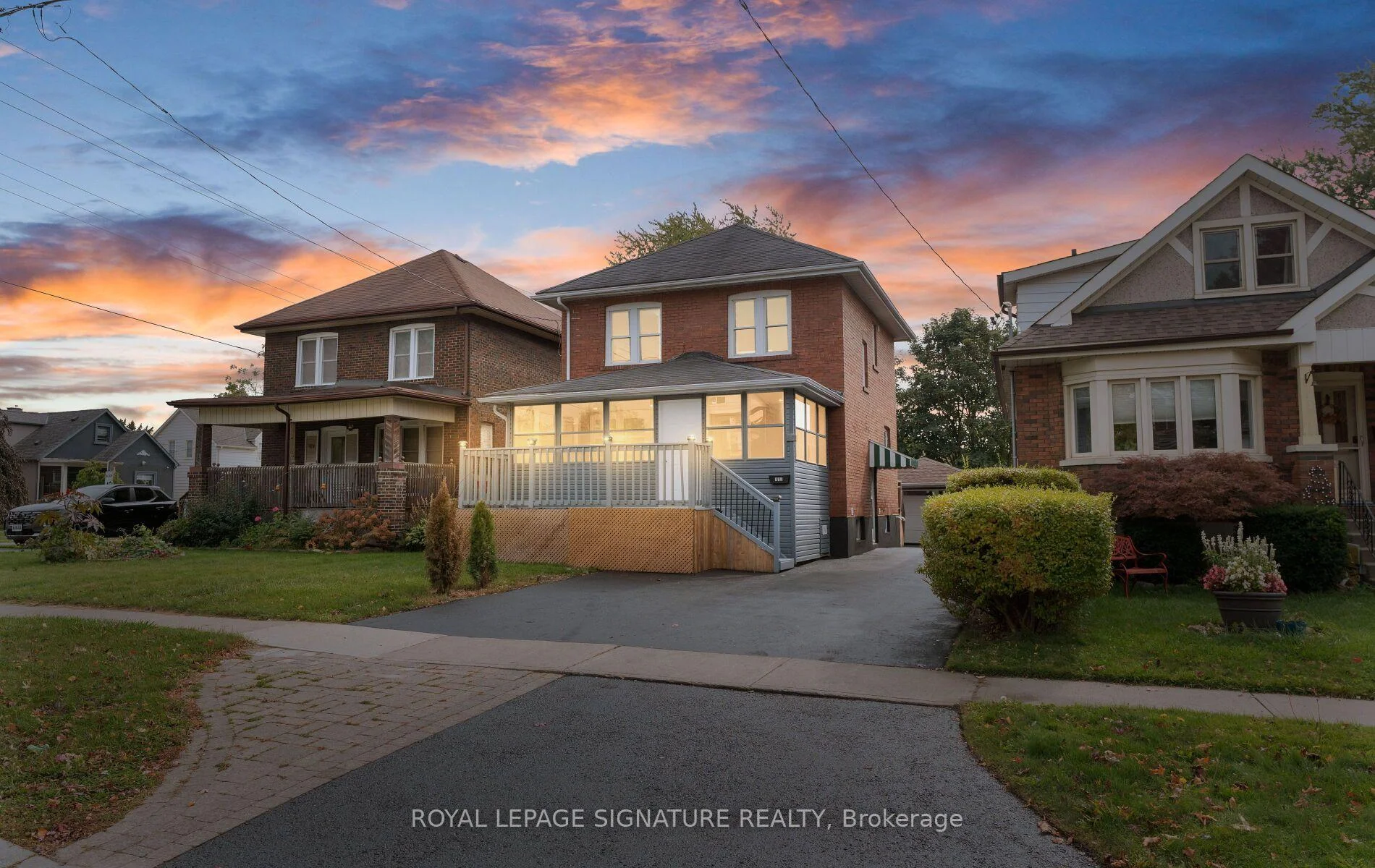 Photo 3 of 317 Gliddon Avenue, Oshawa, Central — HOMEH