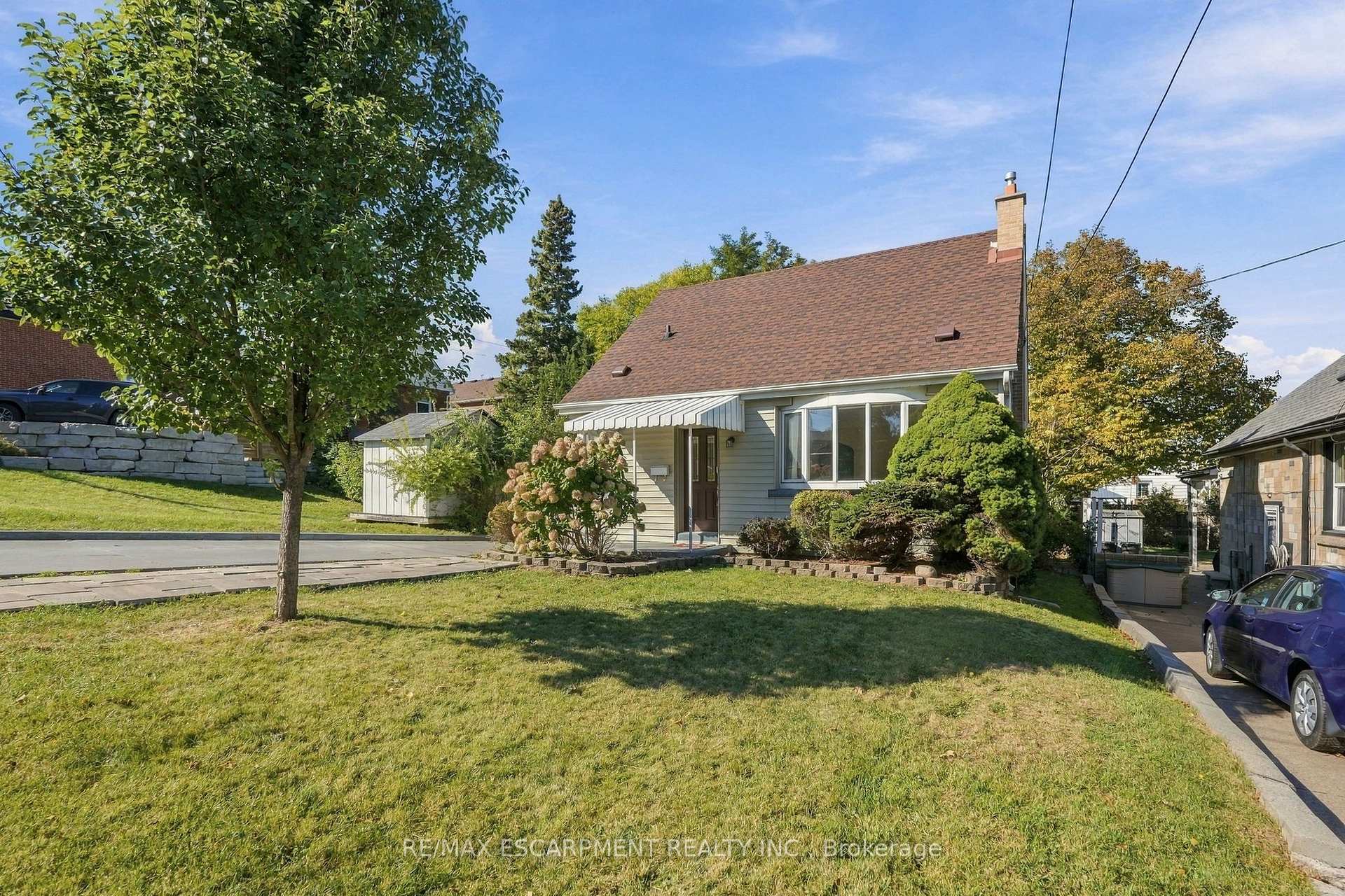 Photo 2 of 248 Glenholme Avenue, Hamilton, Glenview — HOMEH
