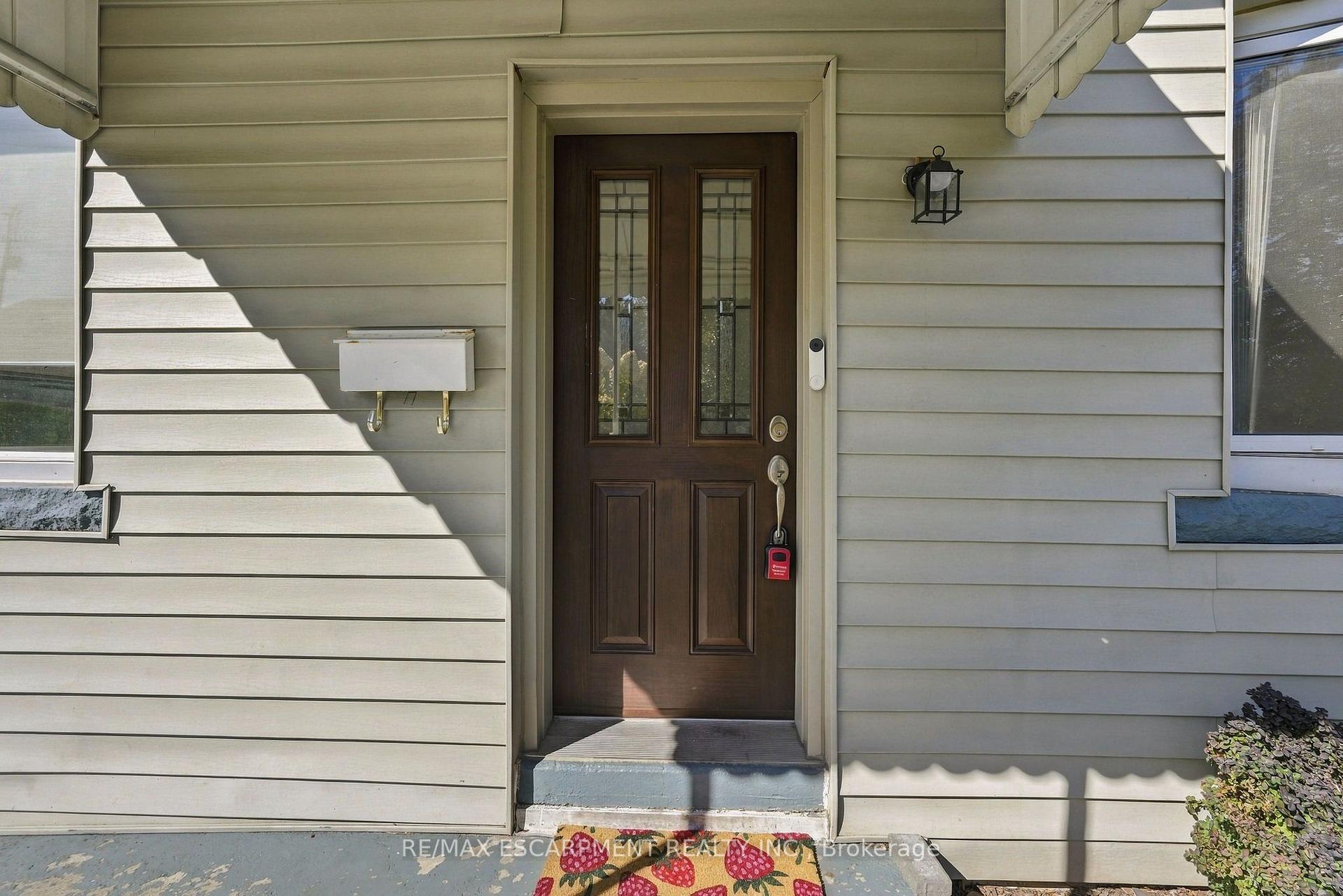 Photo 3 of 248 Glenholme Avenue, Hamilton, Glenview — HOMEH