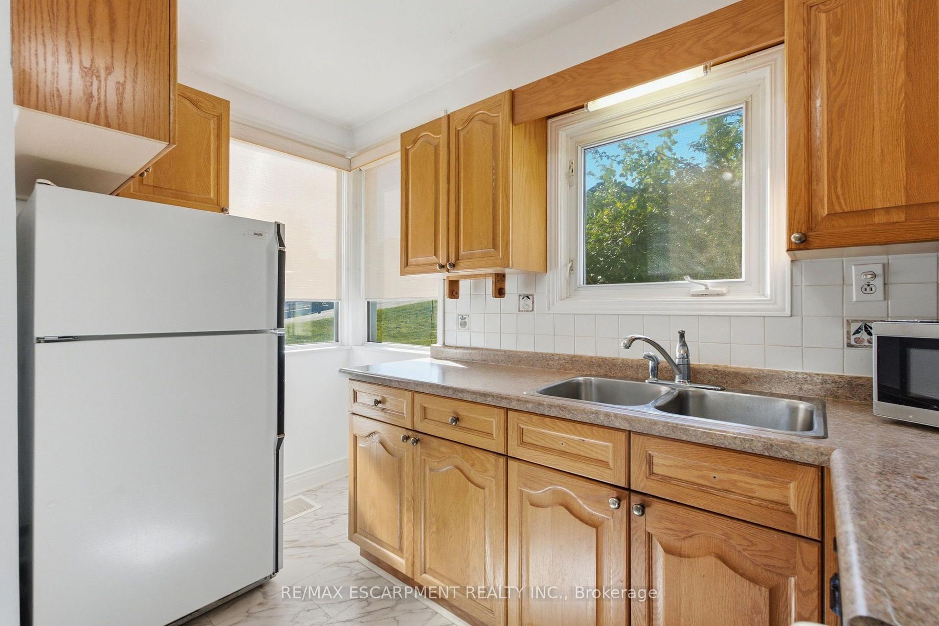 Photo 24 of 248 Glenholme Avenue, Hamilton, Glenview — HOMEH