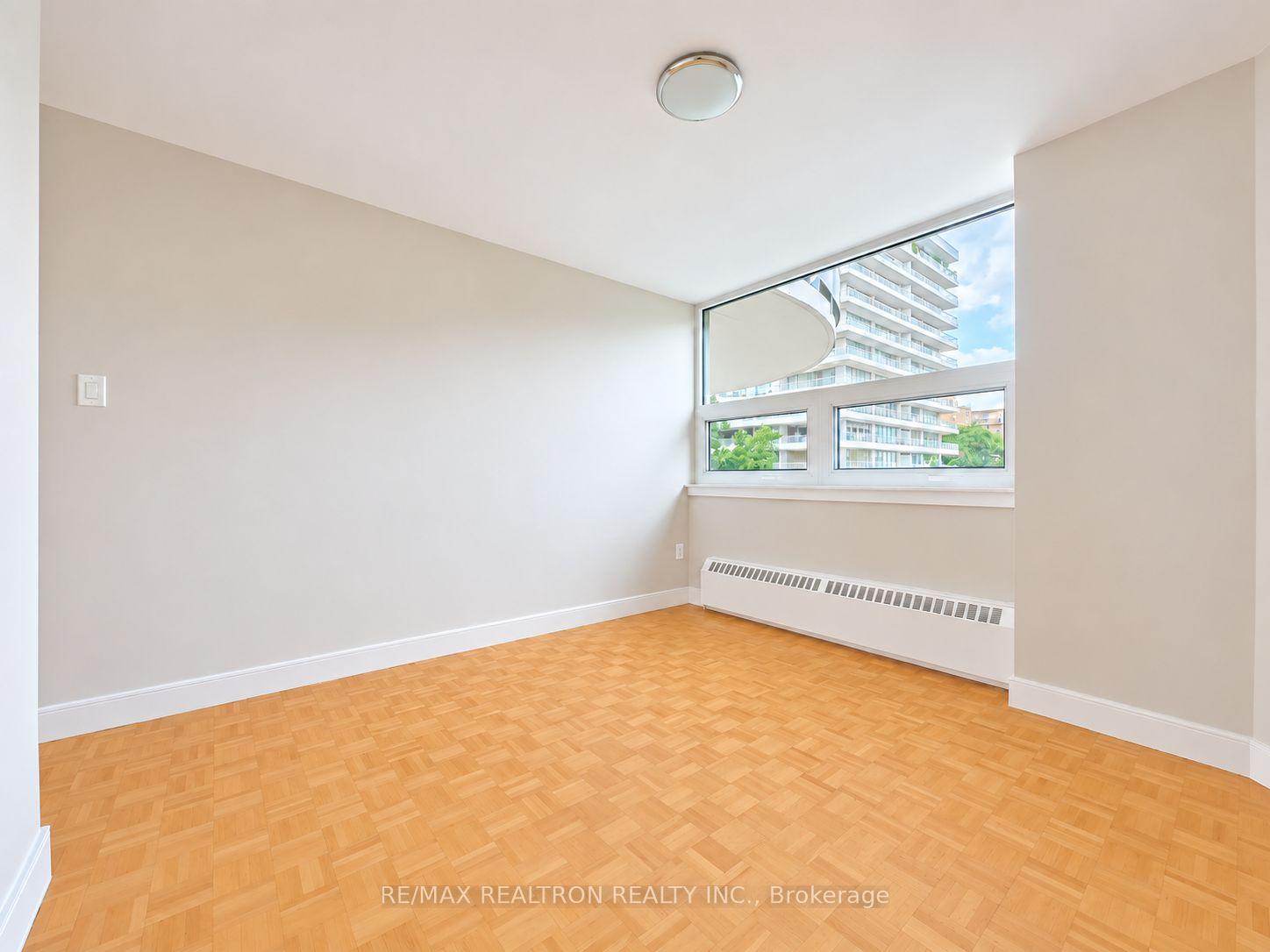 Photo 12 of Unit 206, 485 Huron Street, Toronto, The Annex — HOMEH