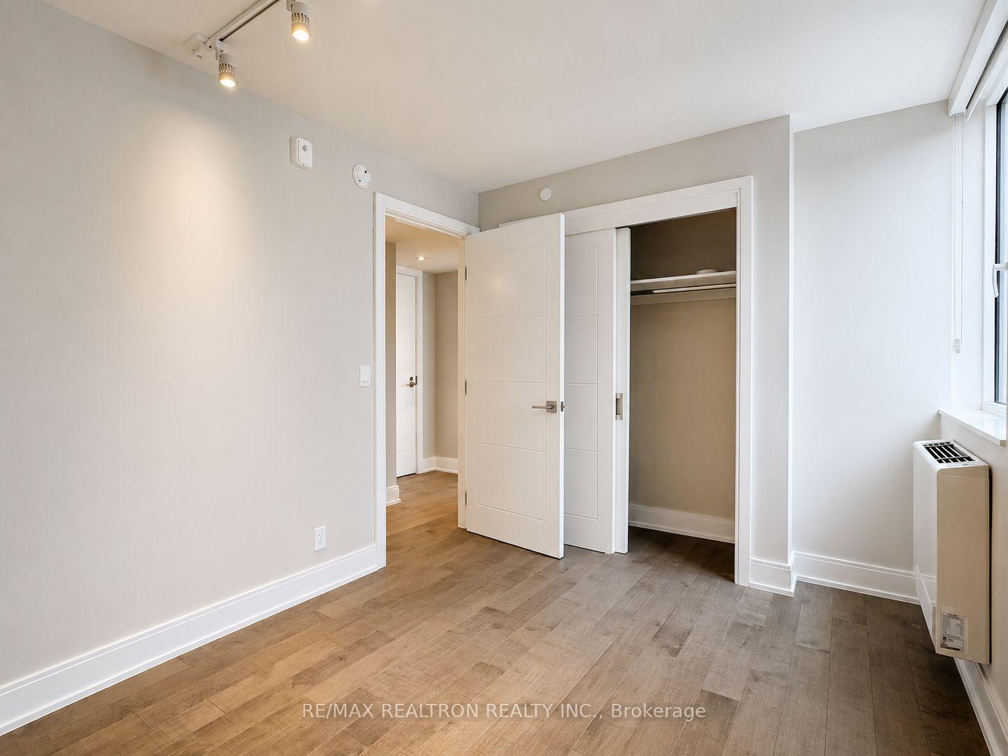 Photo 7 of Unit 304, 11 Walmer Road, Toronto, The Annex — HOMEH