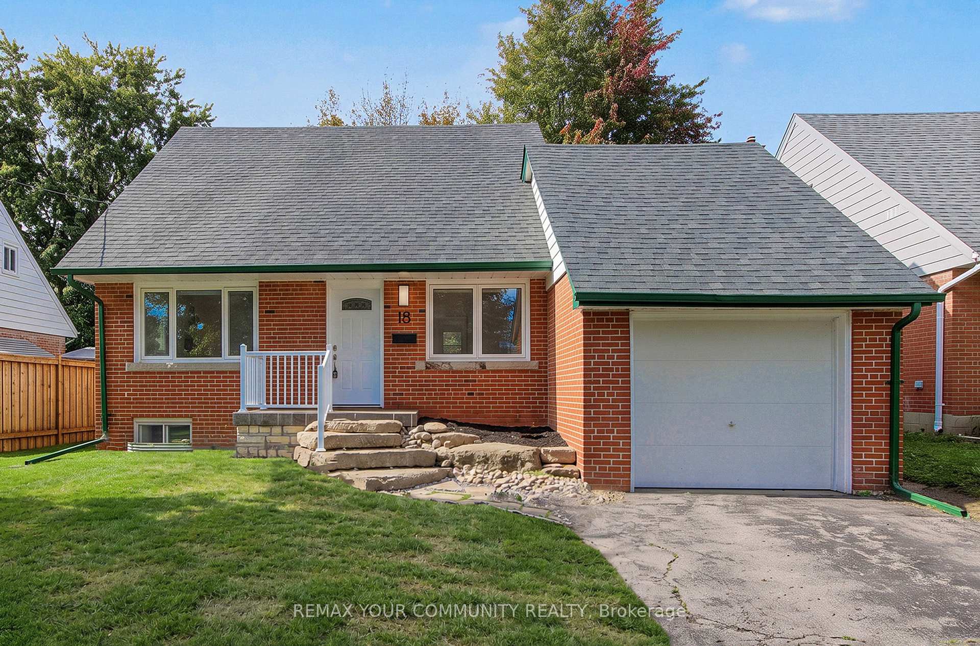 Photo of 18 Robertsfield Crescent