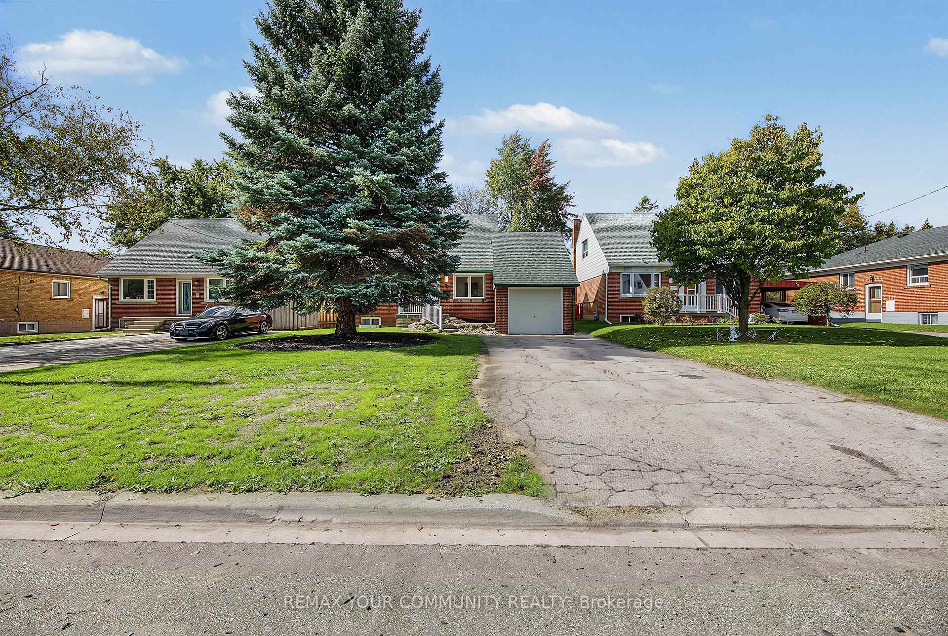 Photo 3 of 18 Robertsfield Crescent, Scarborough, Wexford-Maryvale — HOMEH