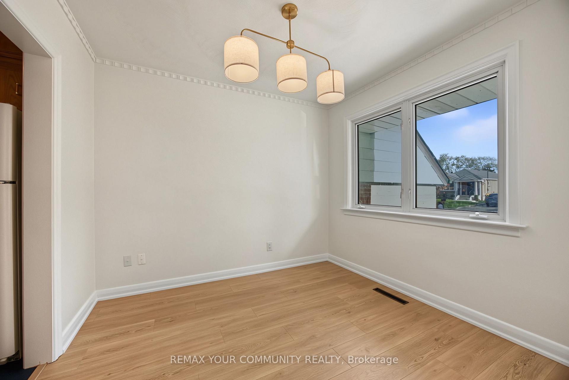 Photo 19 of 18 Robertsfield Crescent, Scarborough, Wexford-Maryvale — HOMEH
