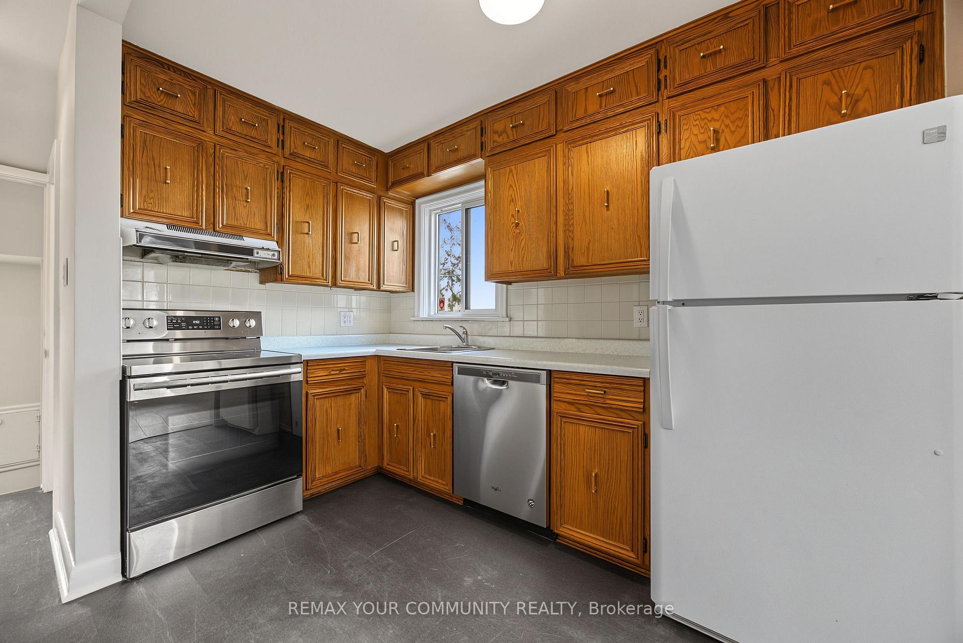 Photo 22 of 18 Robertsfield Crescent, Scarborough, Wexford-Maryvale — HOMEH