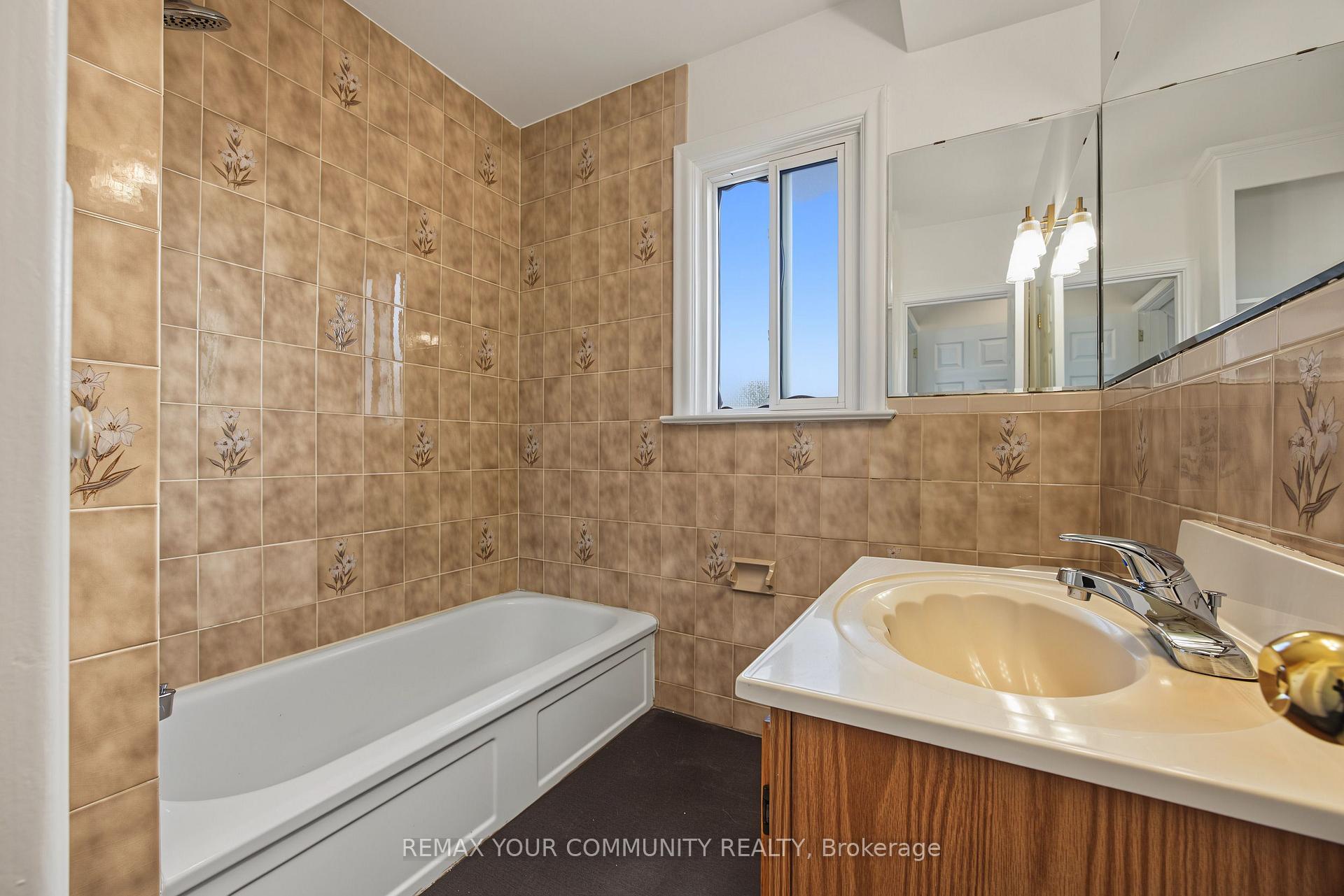 Photo 29 of 18 Robertsfield Crescent, Scarborough, Wexford-Maryvale — HOMEH
