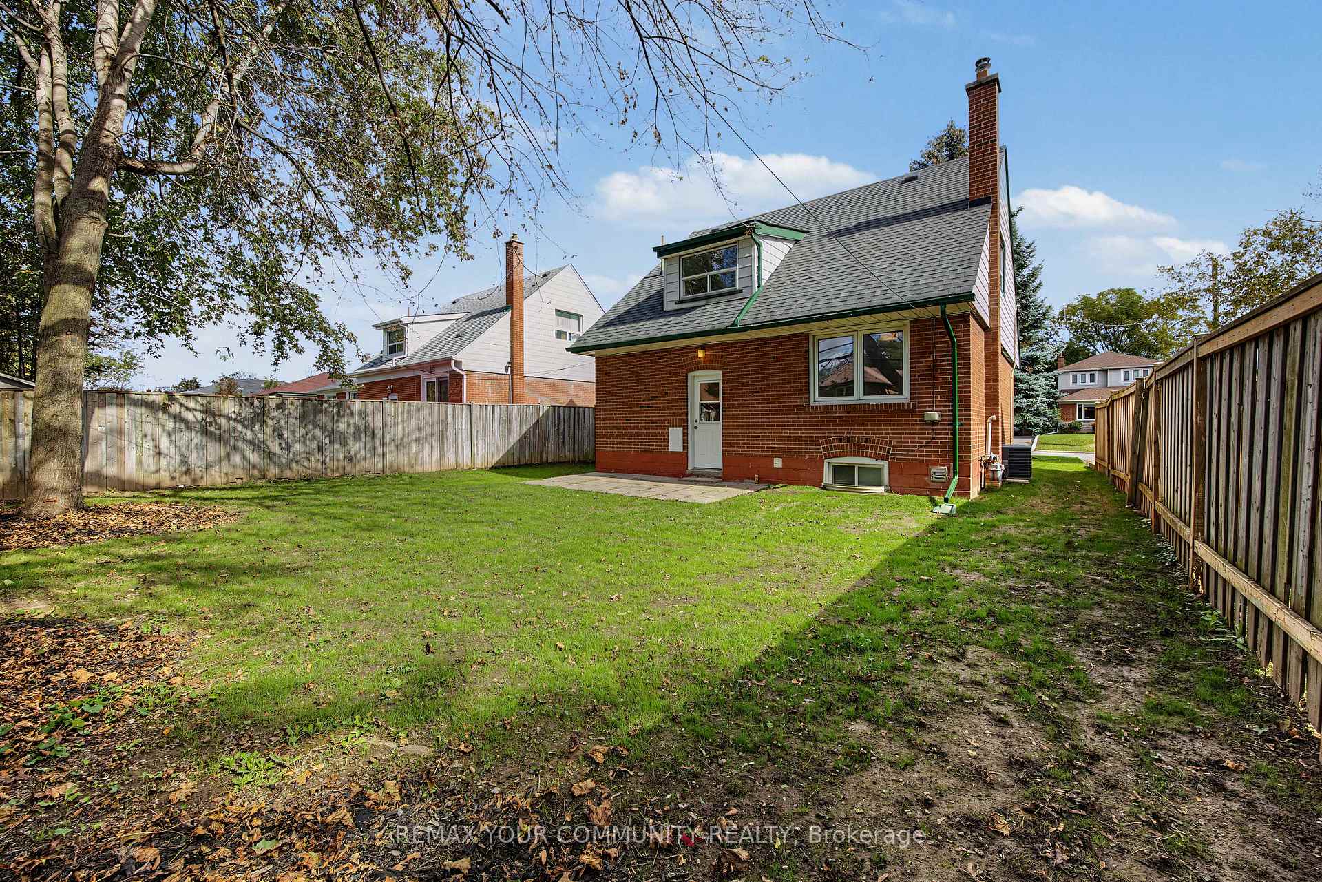Photo 48 of 18 Robertsfield Crescent, Scarborough, Wexford-Maryvale — HOMEH