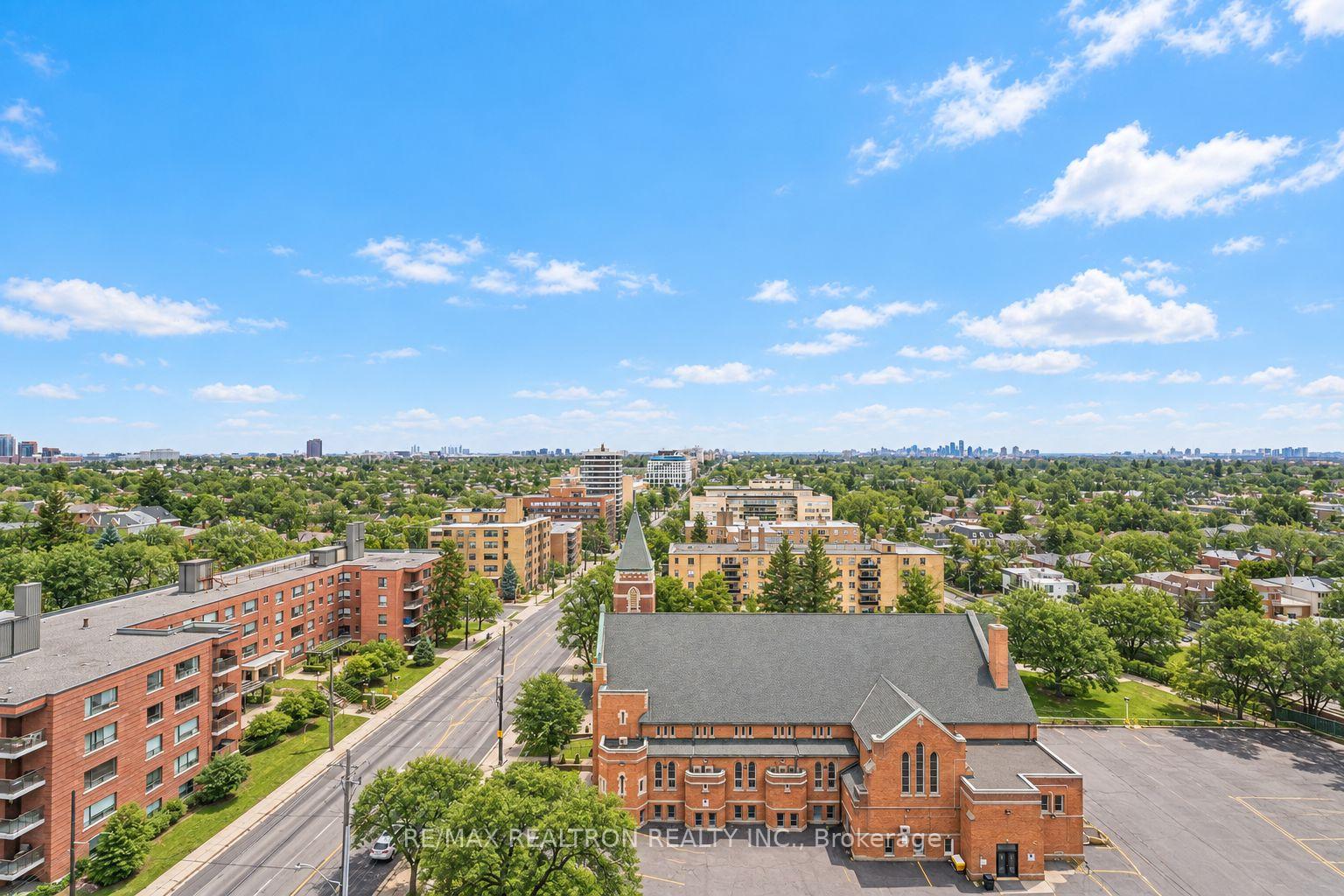 Photo 9 of Unit 1205, 2525 Bathurst Street, Toronto, Forest Hill North — HOMEH