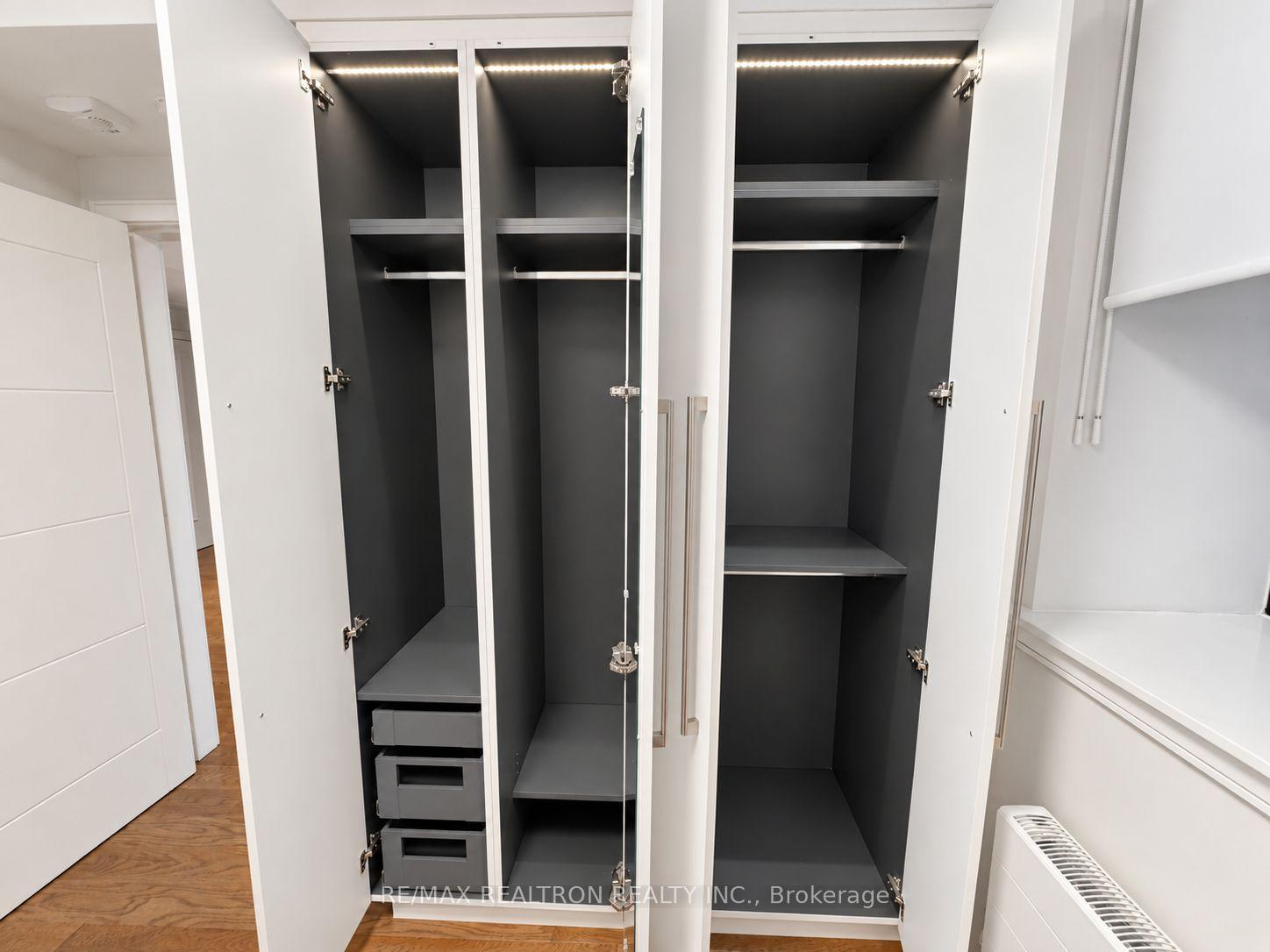 Photo 8 of Unit 120, 2 Clarendon Avenue, Toronto, Casa Loma — HOMEH